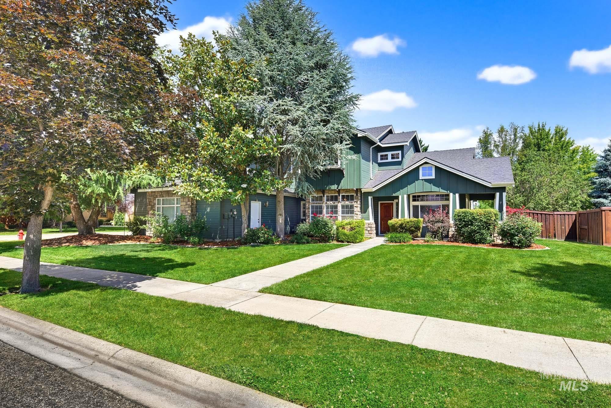 2172 W Cedar Grove — photo