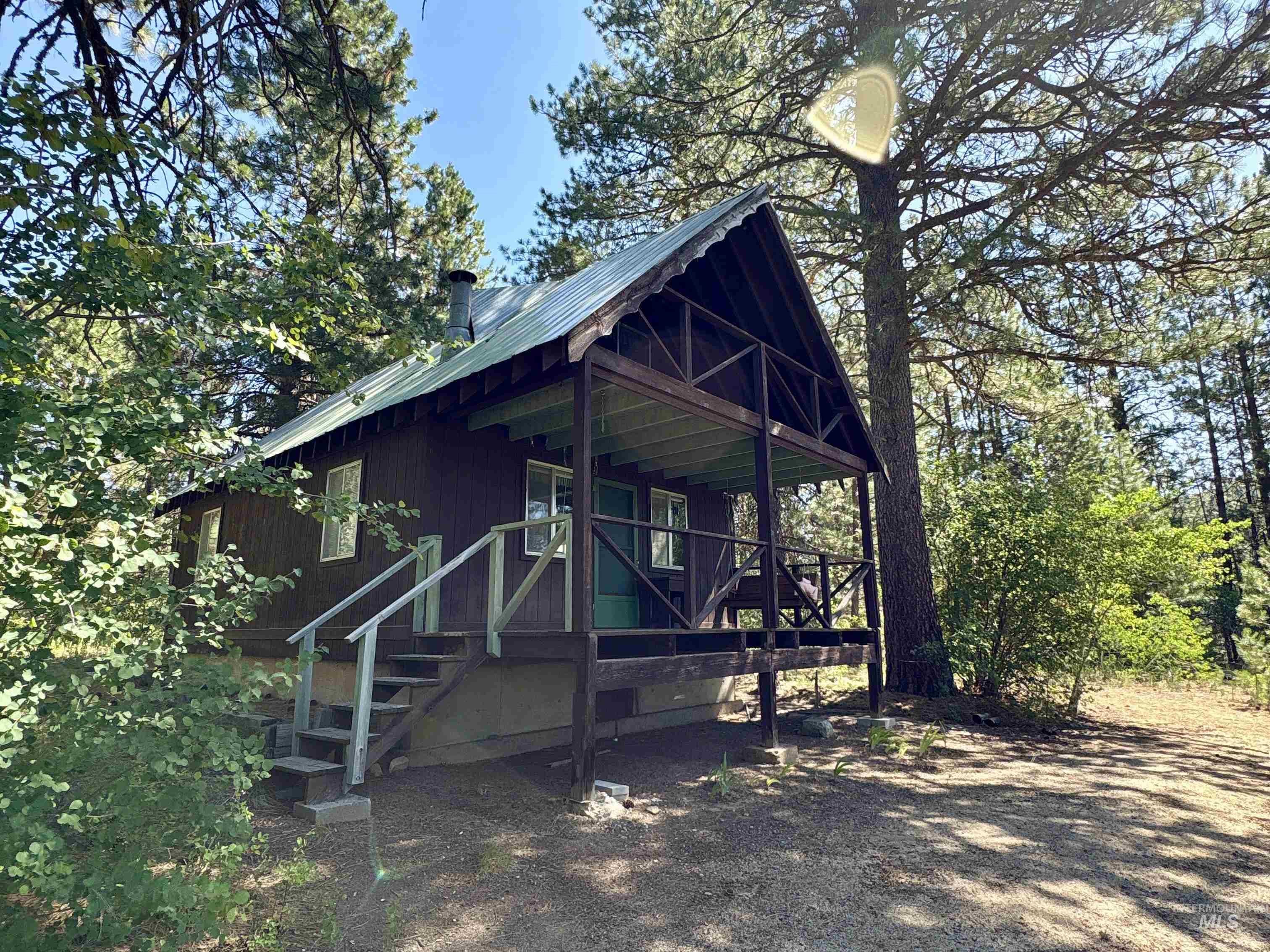 1100 Strawberry Loop Road, Prairie, ID 83647