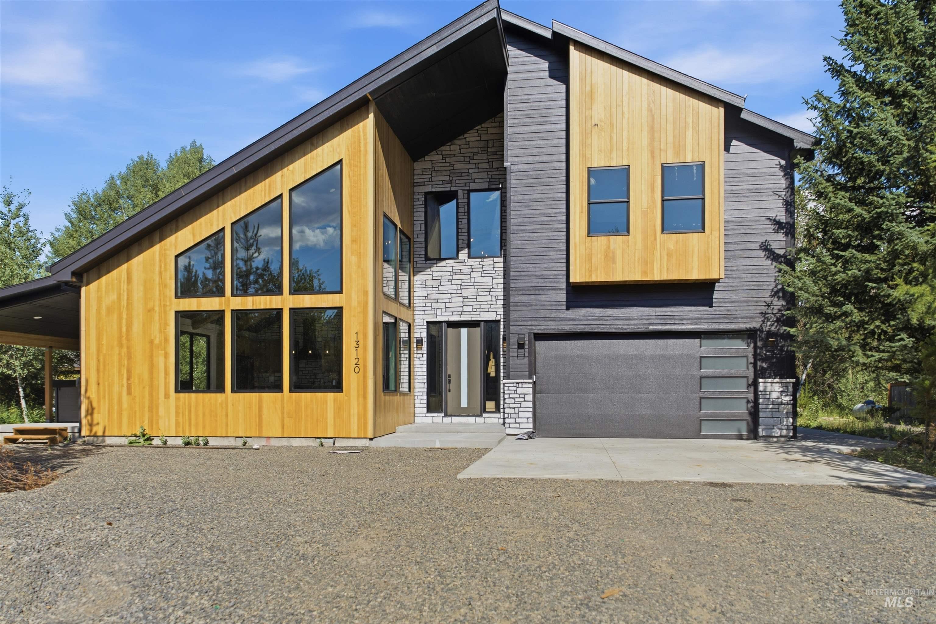 13120 Crane Shore Dr — photo