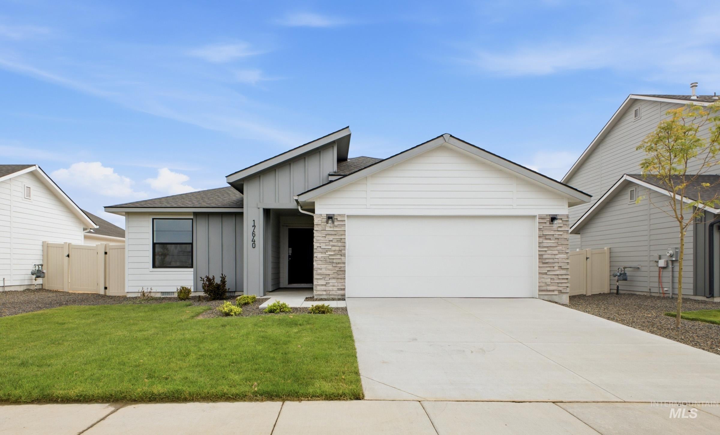 17640 N Jackpine Way — photo