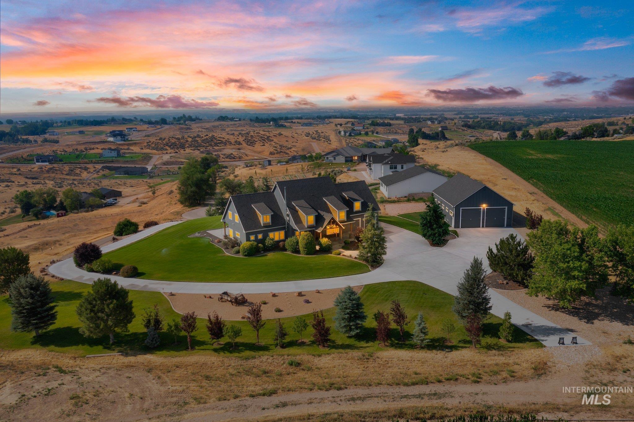 24746 Star Crest Ct — photo