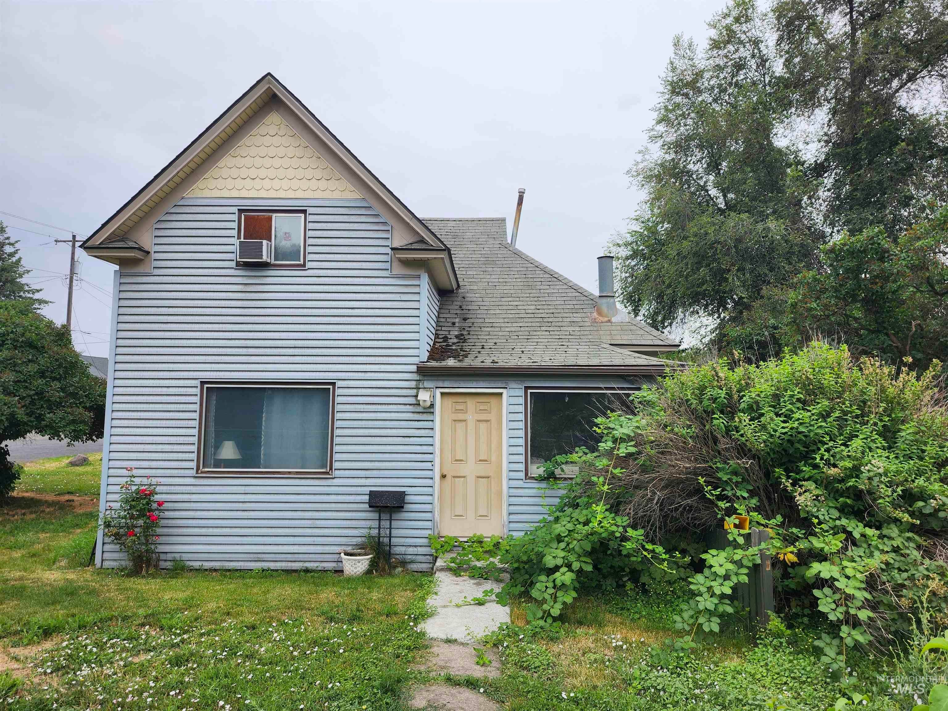 603 W a Street — photo