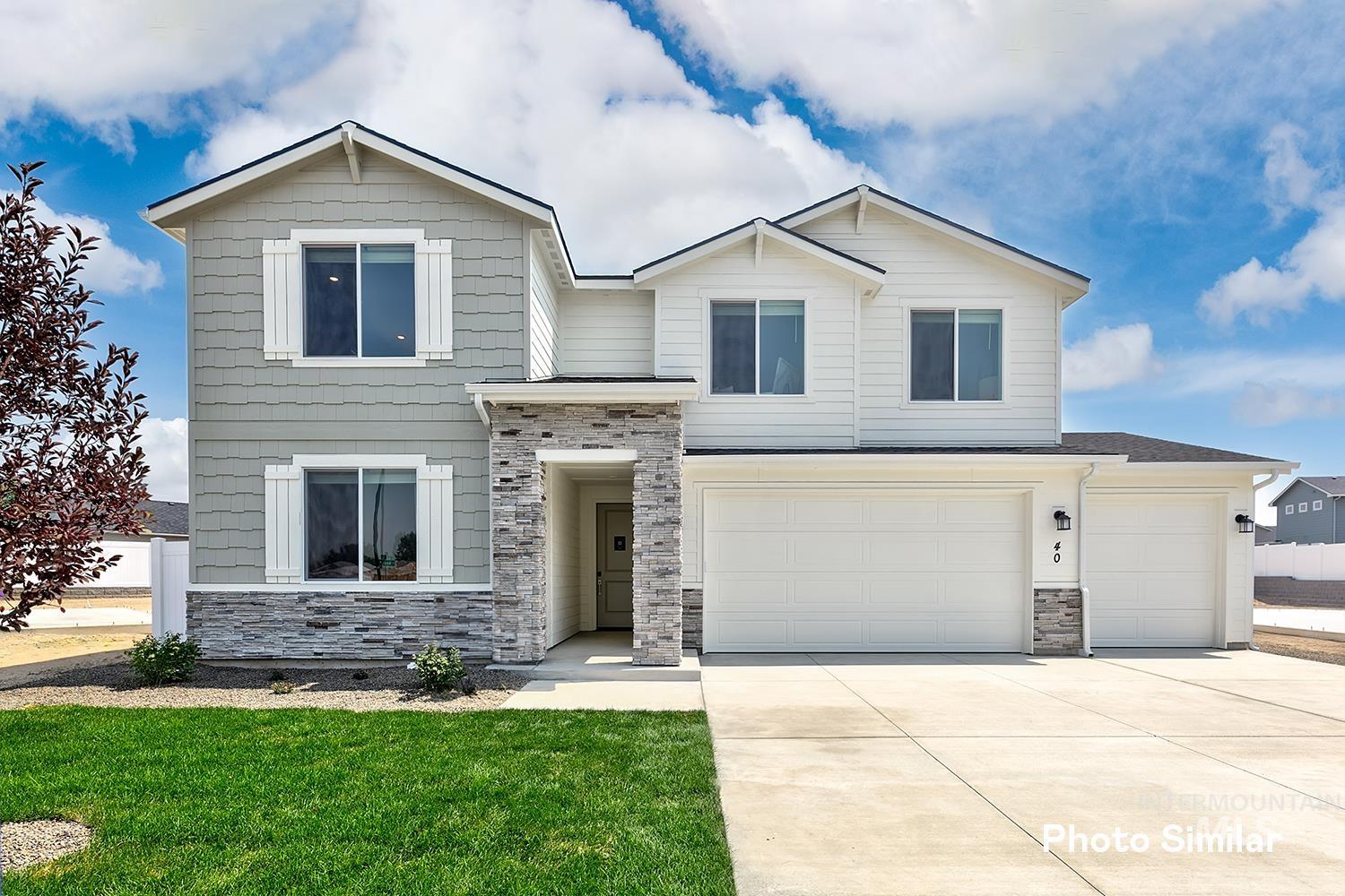 3967 E Leota Dr — photo