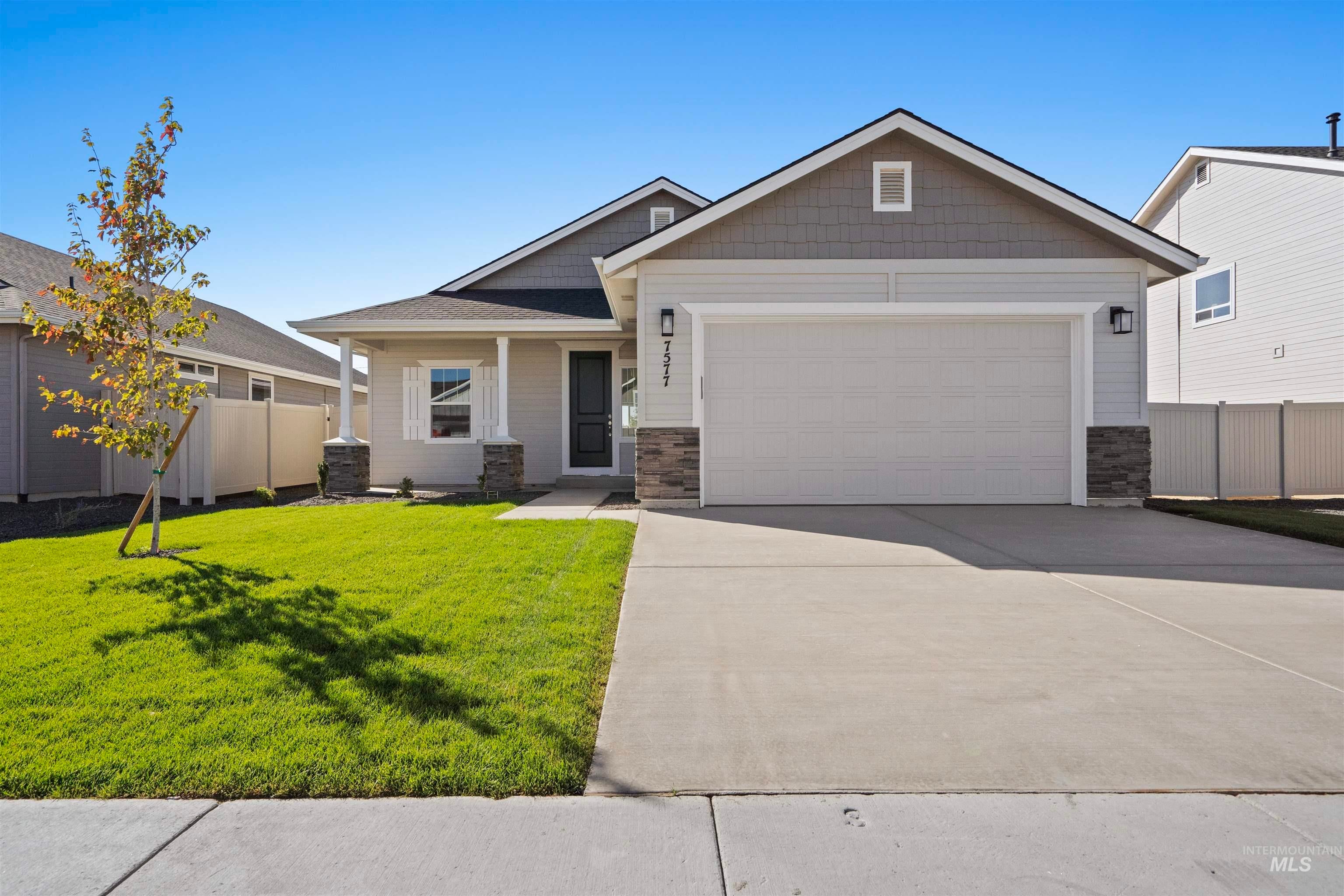 7724 E Meriwether Dr. — photo