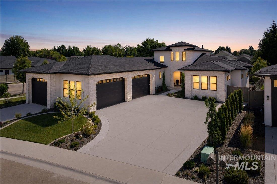 5778 N Stafford Ln — photo