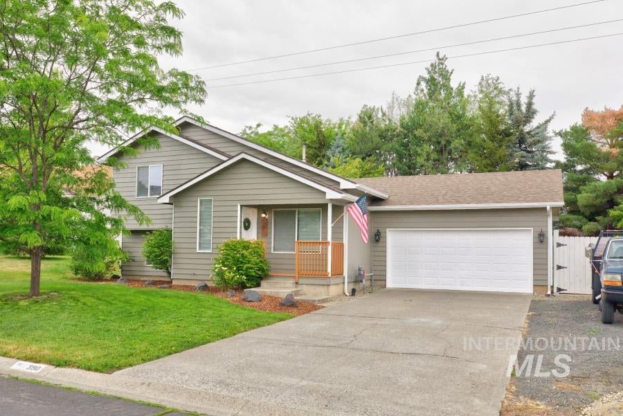 390 Quail Rn — photo