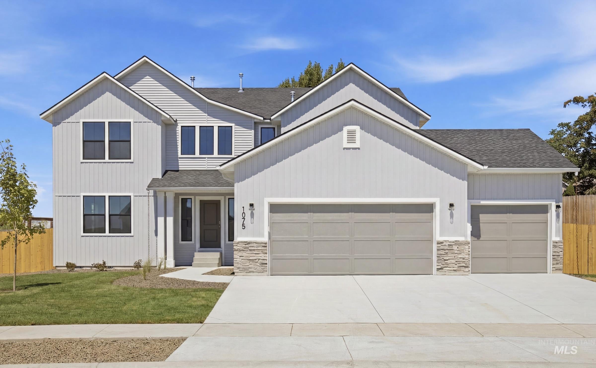 1075 Coffee Pond Ave — photo