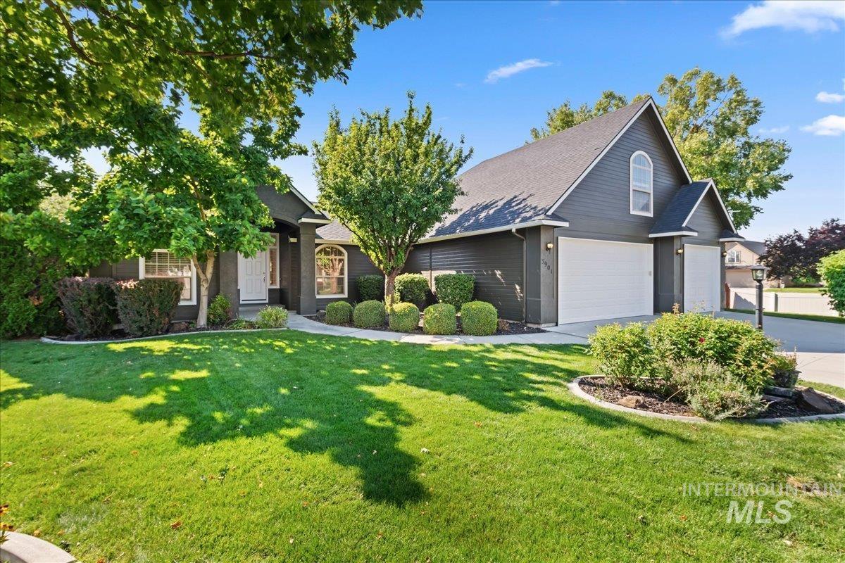 3901 N Price Way — photo
