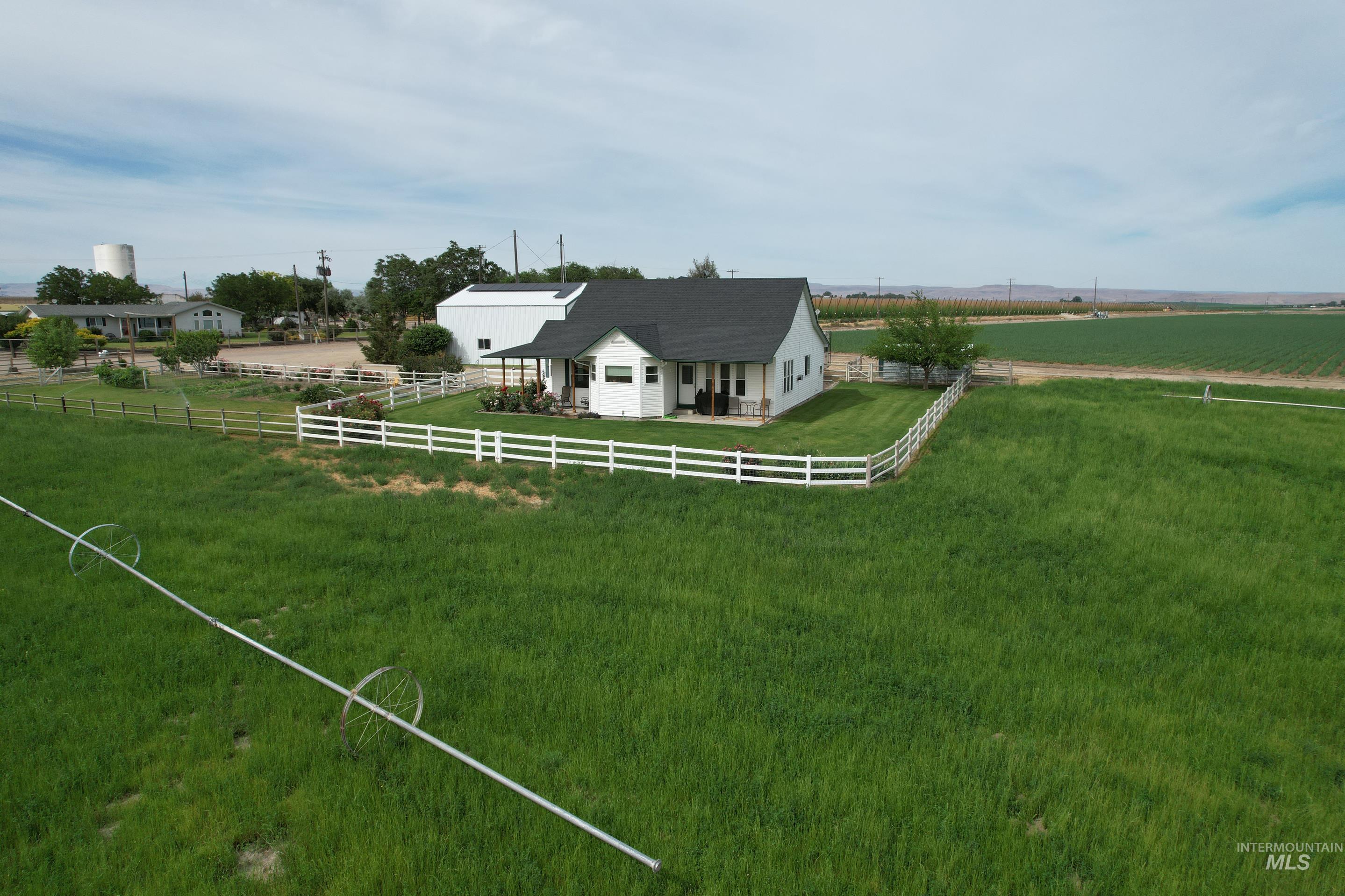 27110 Hatch Lane, Parma, ID 83660 — photo 2