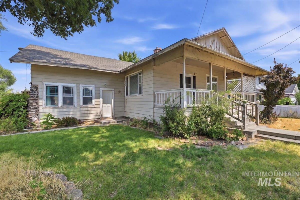 202 E 4th Street, Kuna, ID 83634 — photo 2