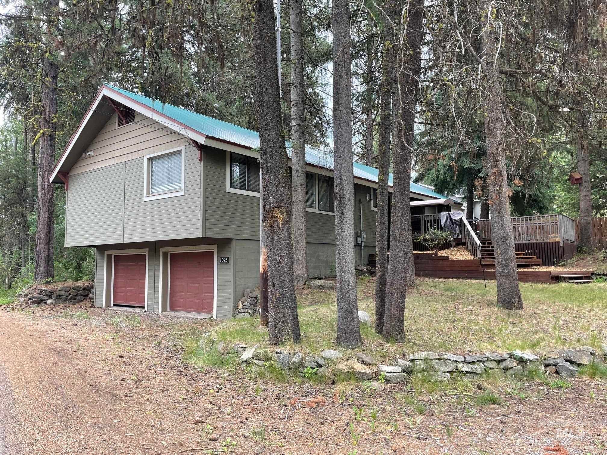 1025 Meadows Rd — photo