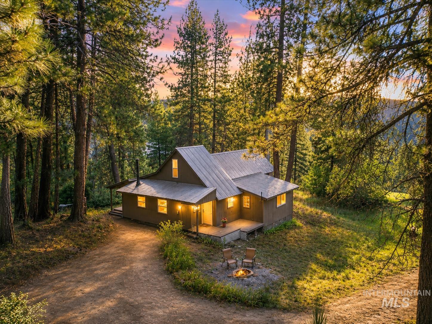 6 Rattlesnake Rd, Boise, ID 83716