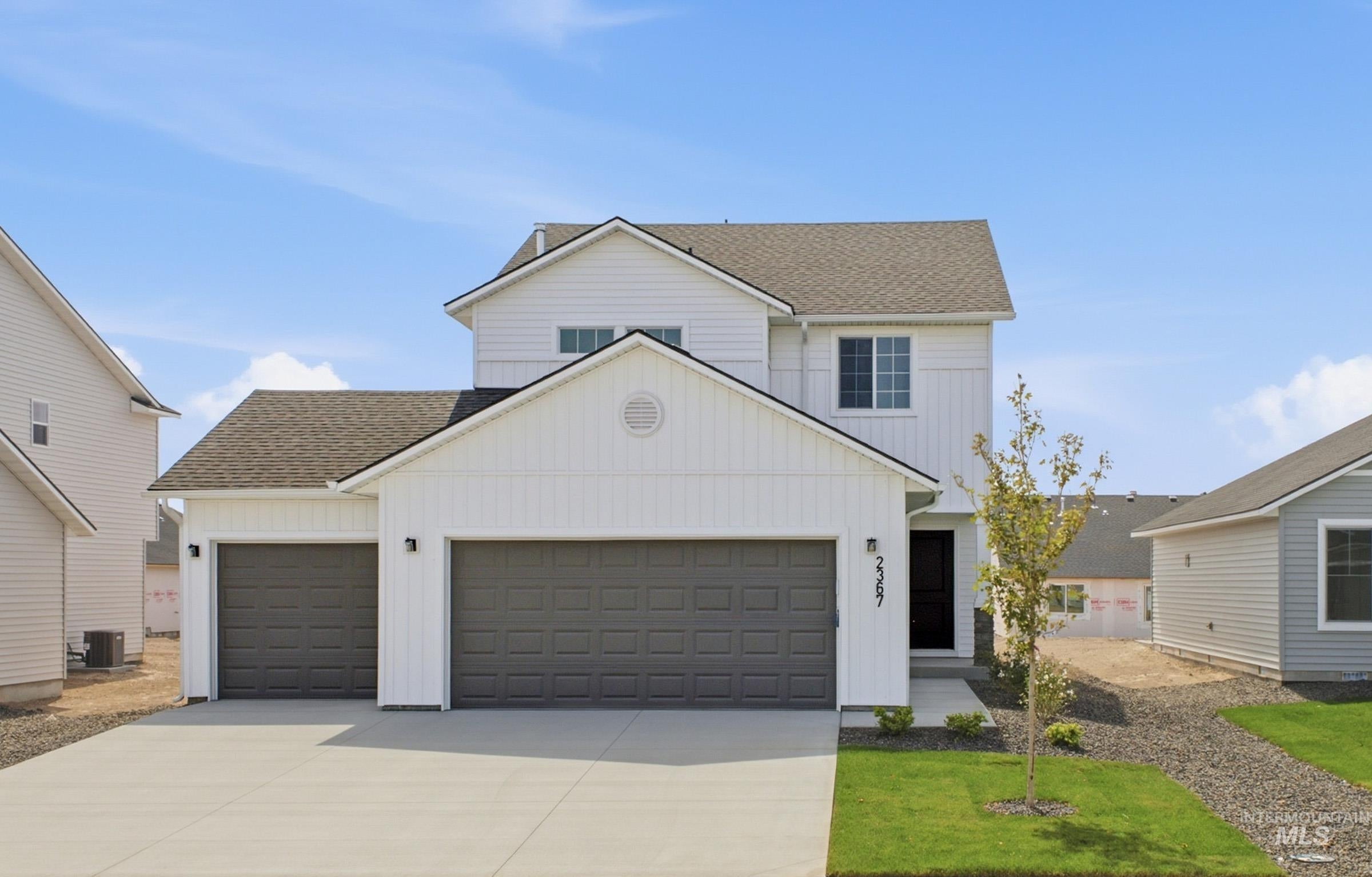 2367 W Red Jasper Dr — photo