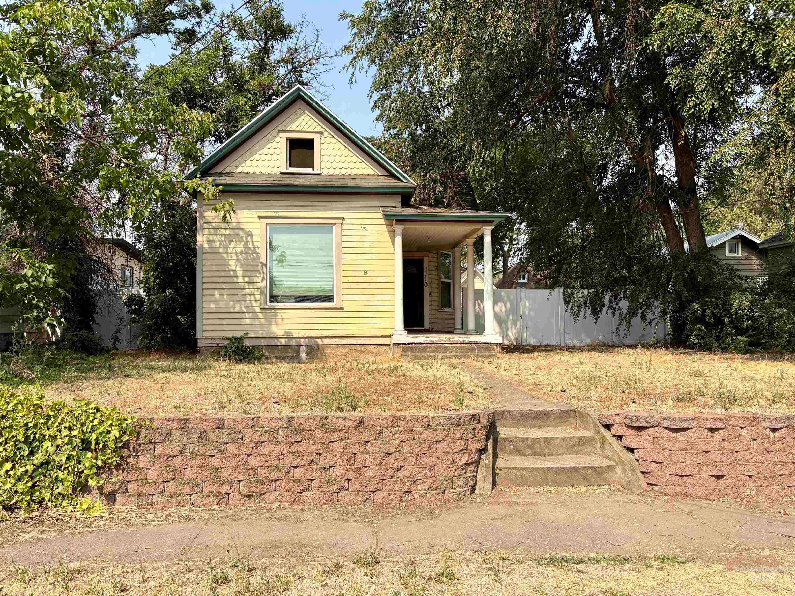 1110 10th Street — photo