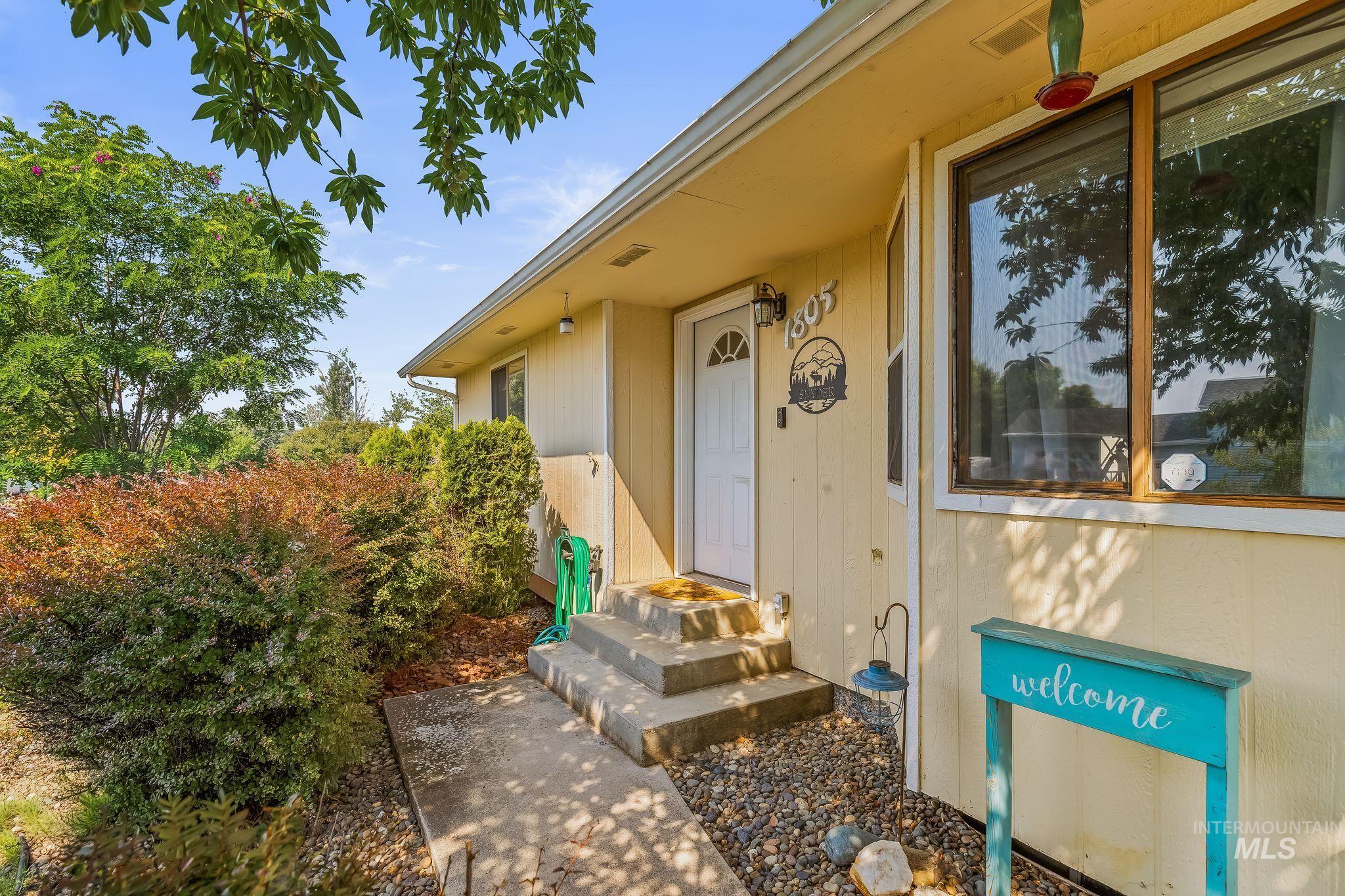 1805 Birch Dr — photo