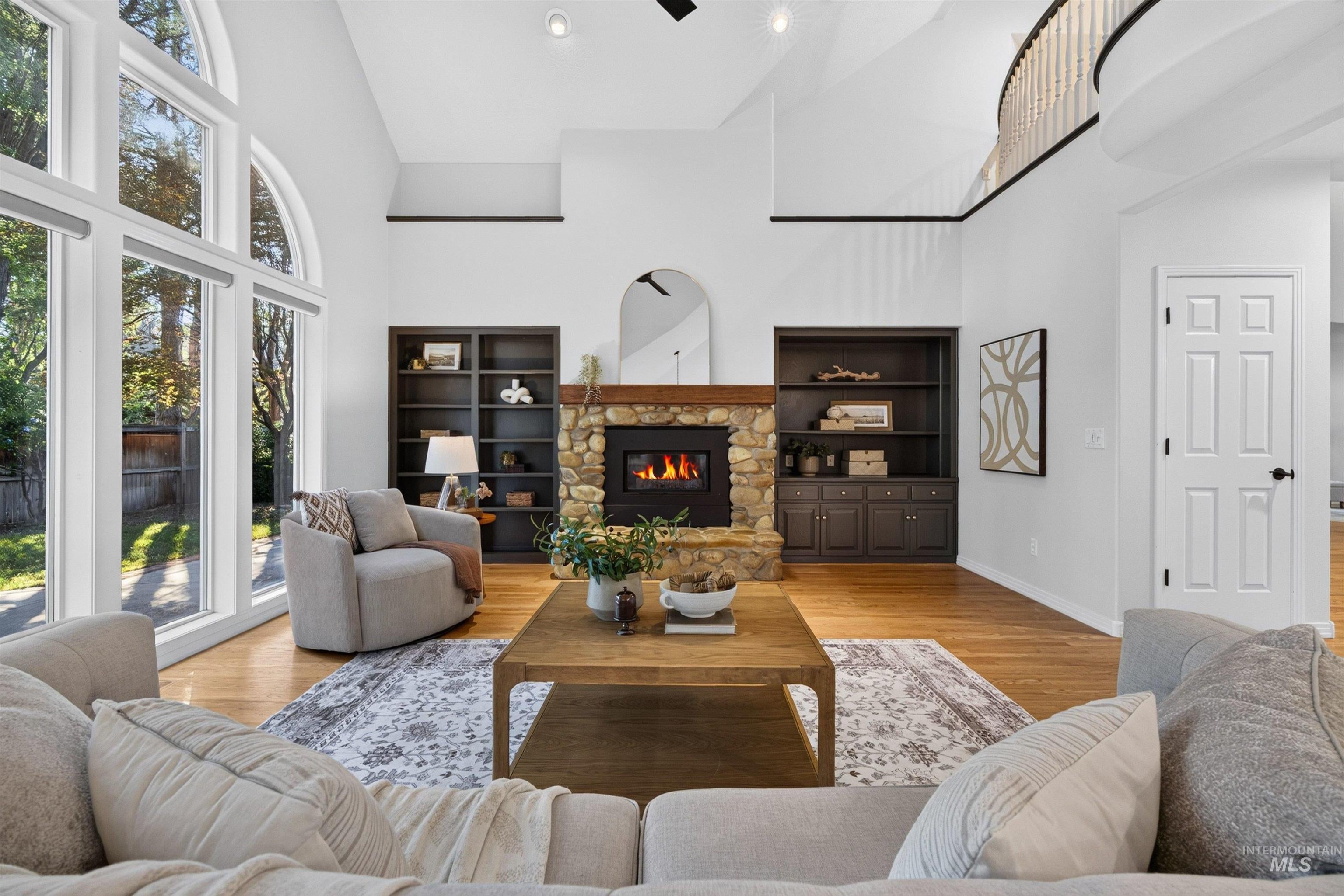 3064 E Nature Dr — photo