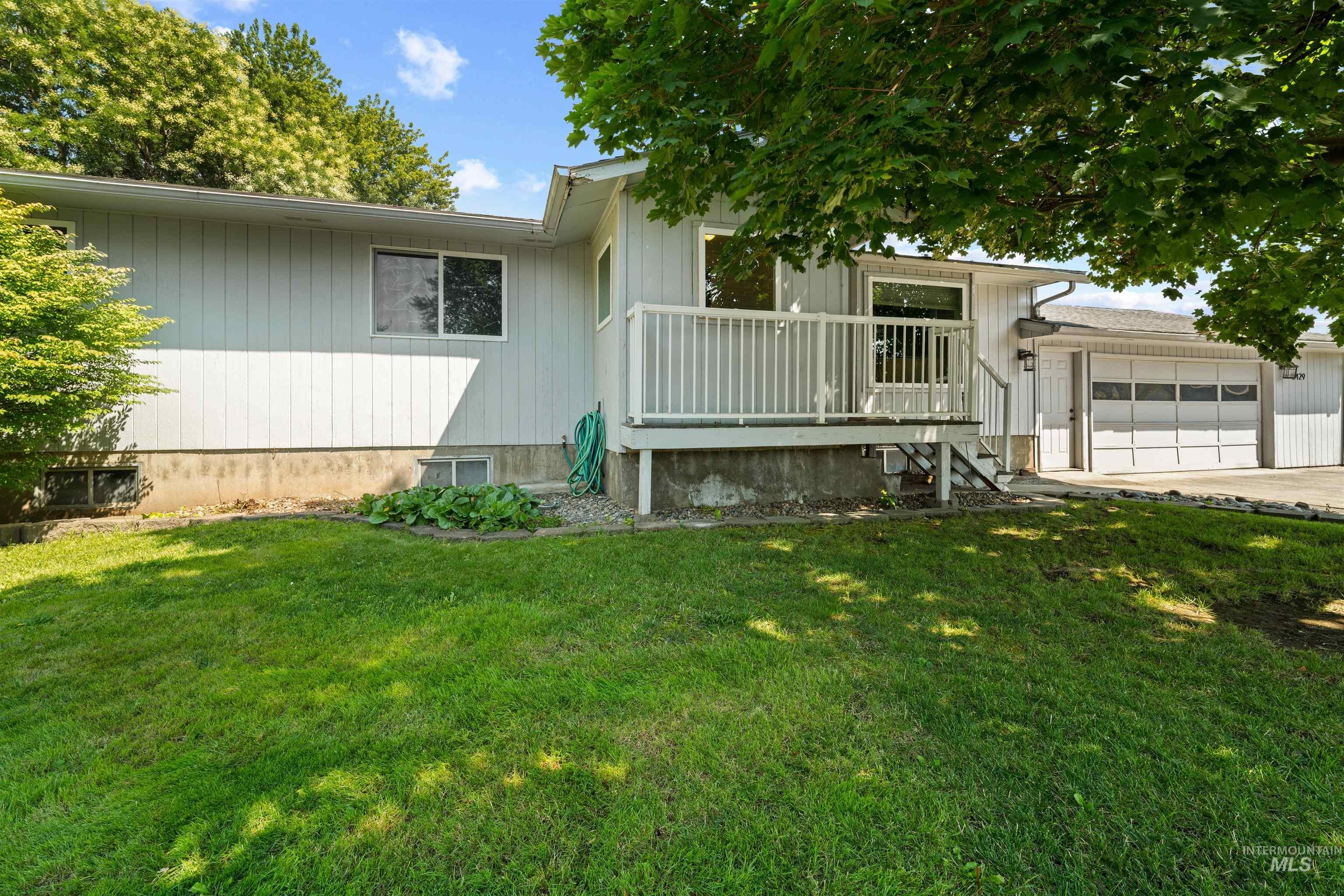 2429 Westwood Court — photo