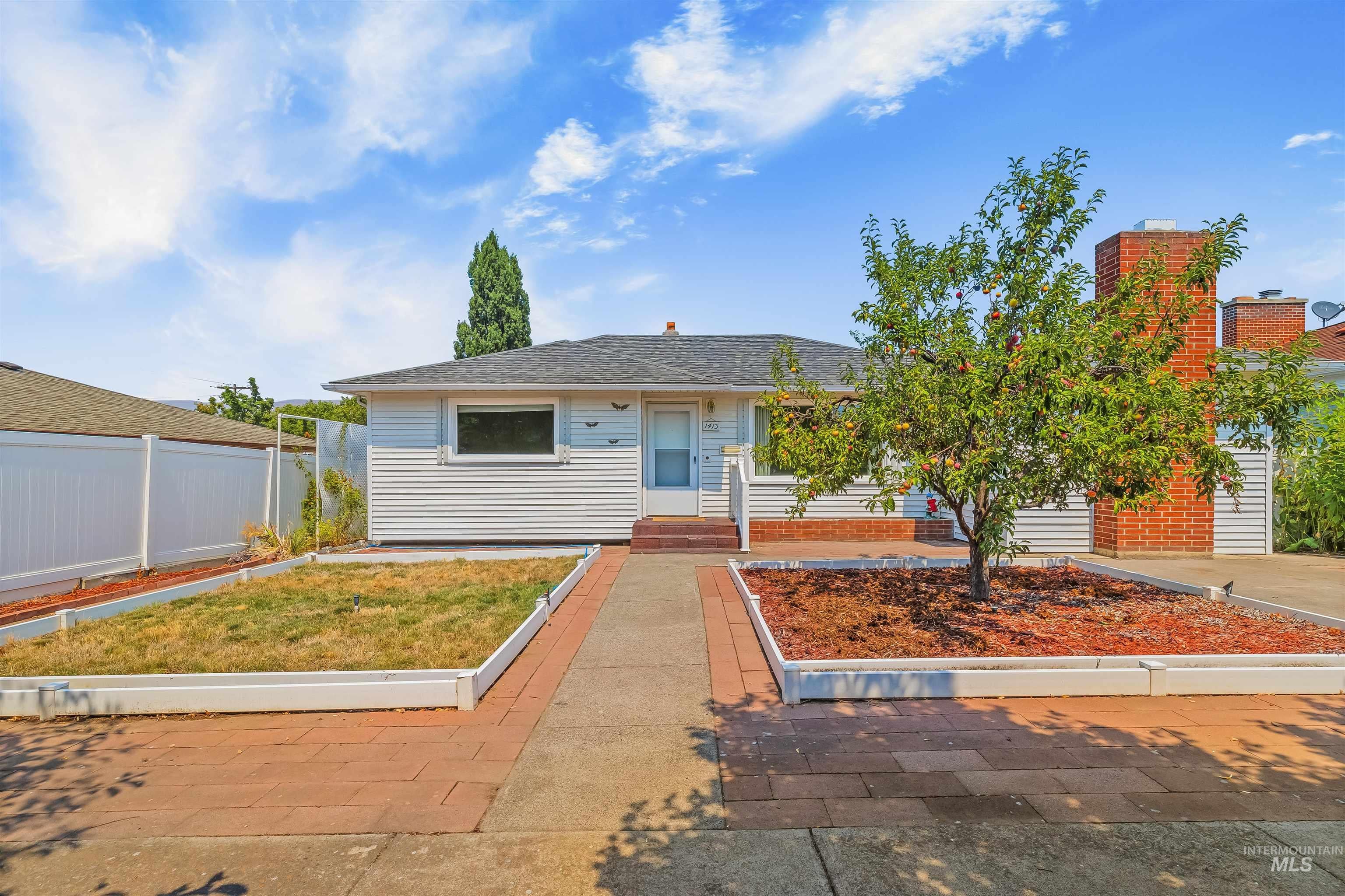 1413 15th Avenue — photo