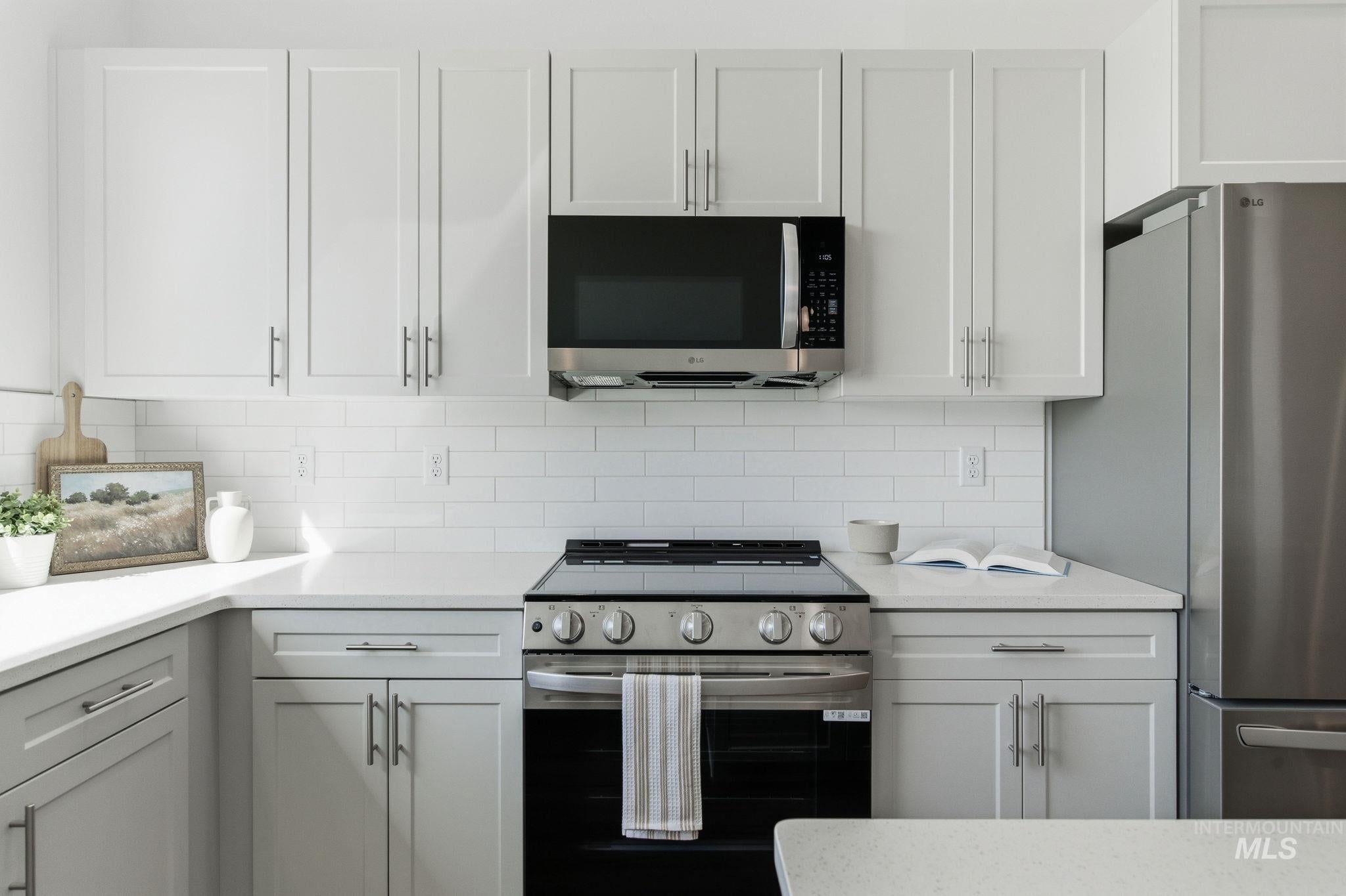 510 Diamond Ln. — photo