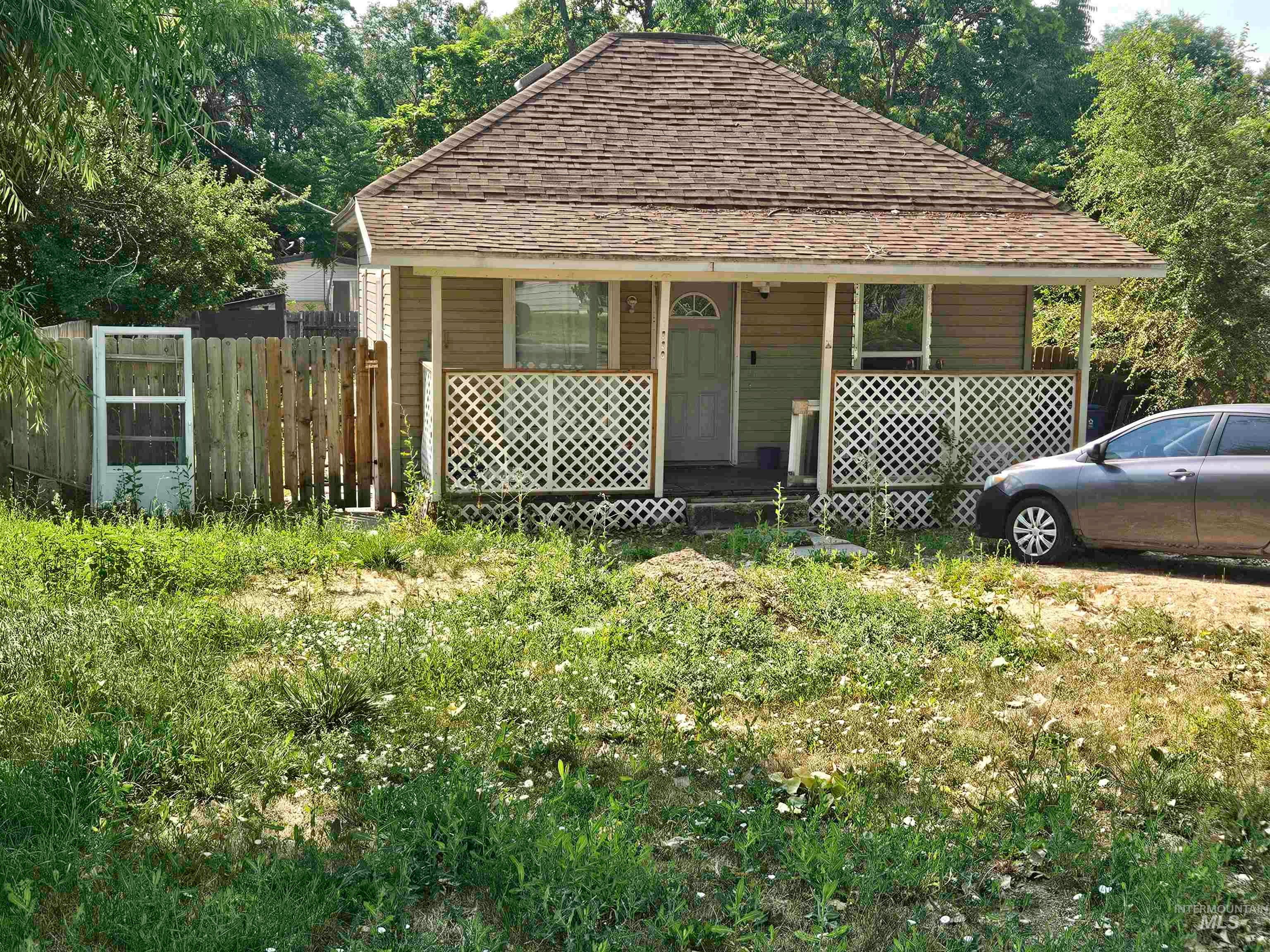 320 N 7th Ave — photo
