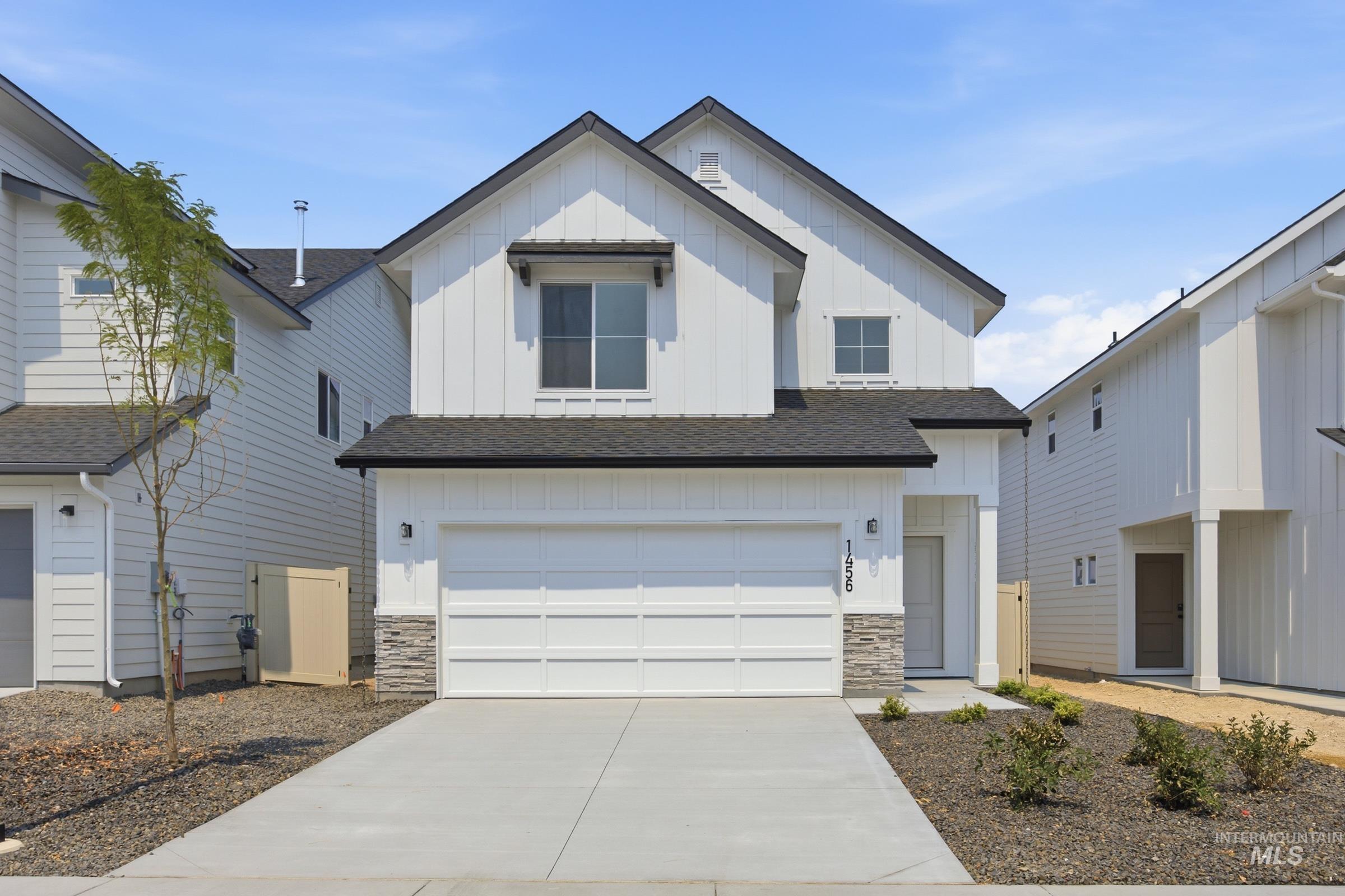 1456 W Braden Dr — photo