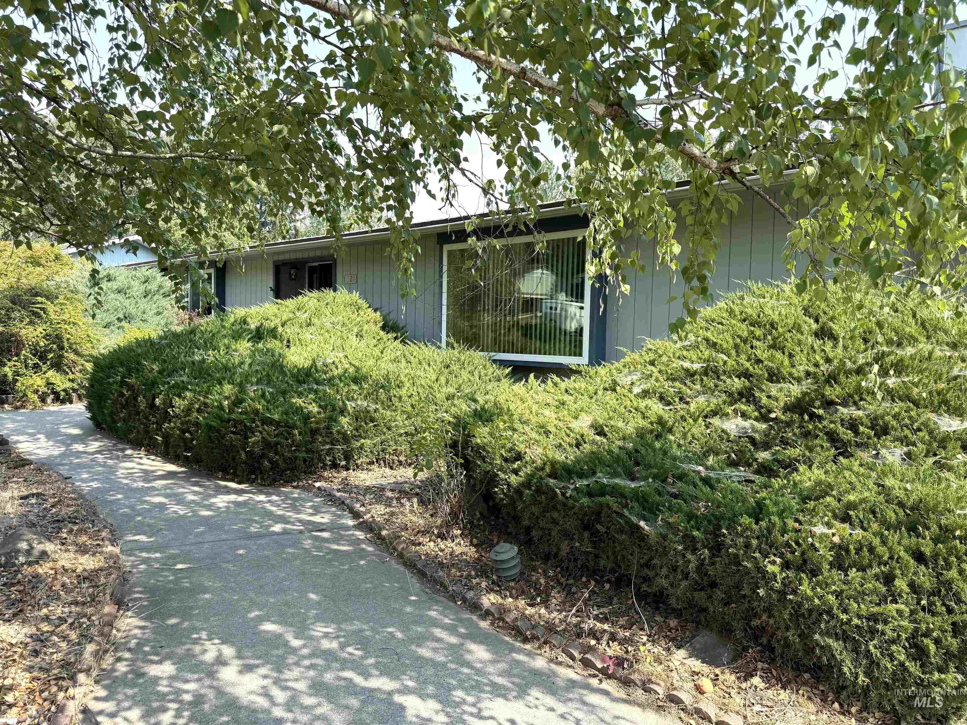 1324 Ponderosa — photo