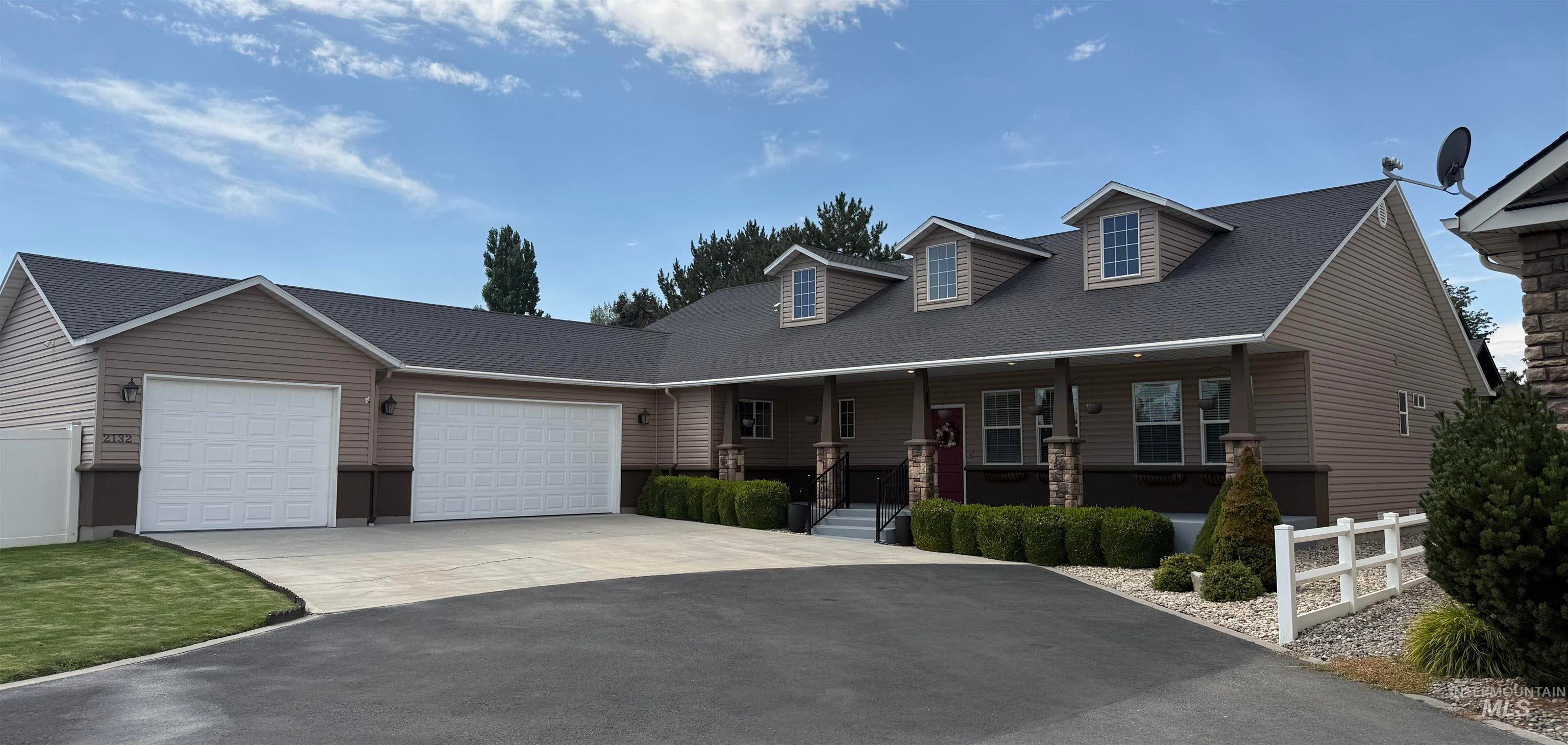 2132 Candleridge Dr. — photo