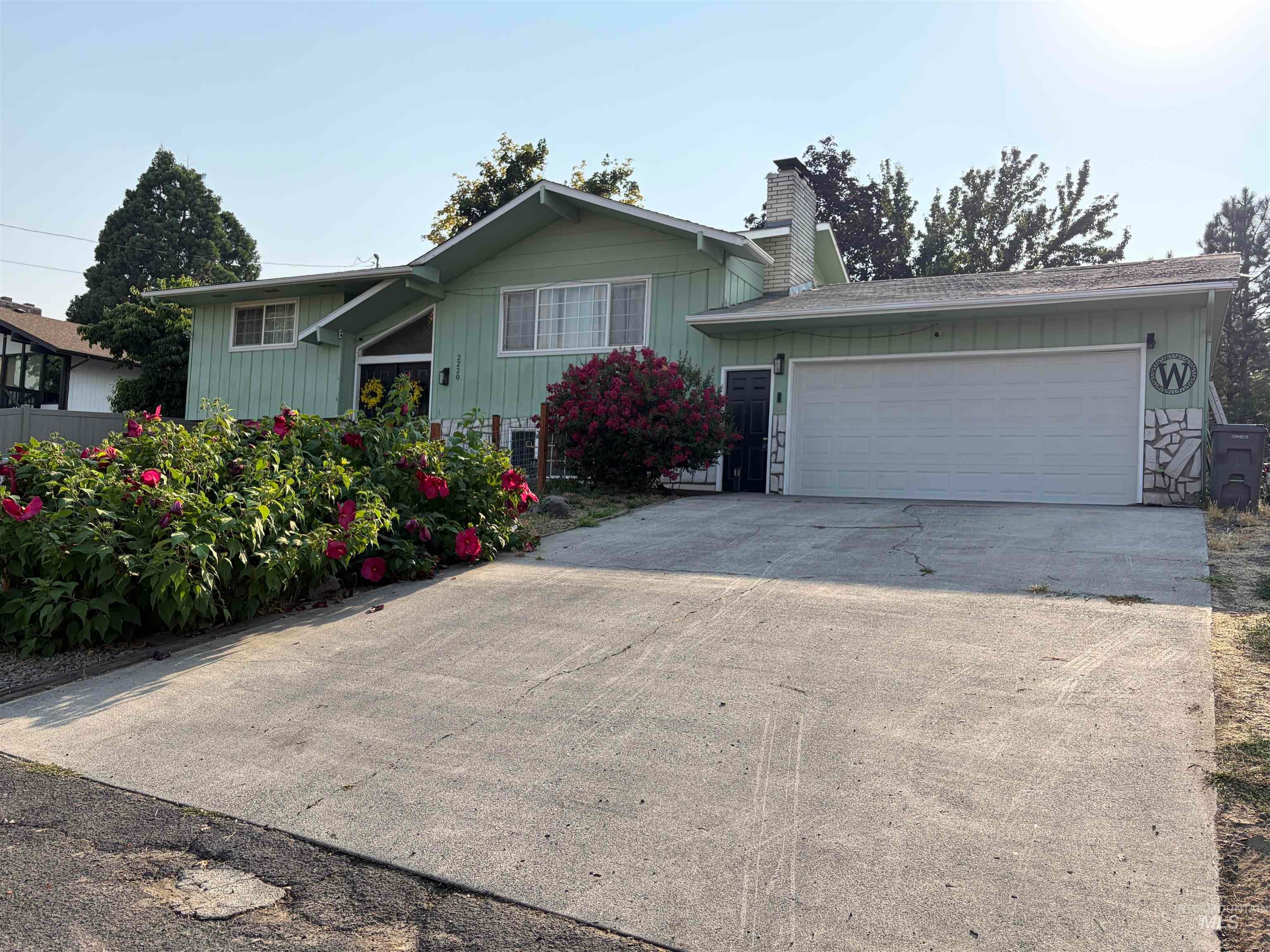 2220 Schaefer Dr. — photo