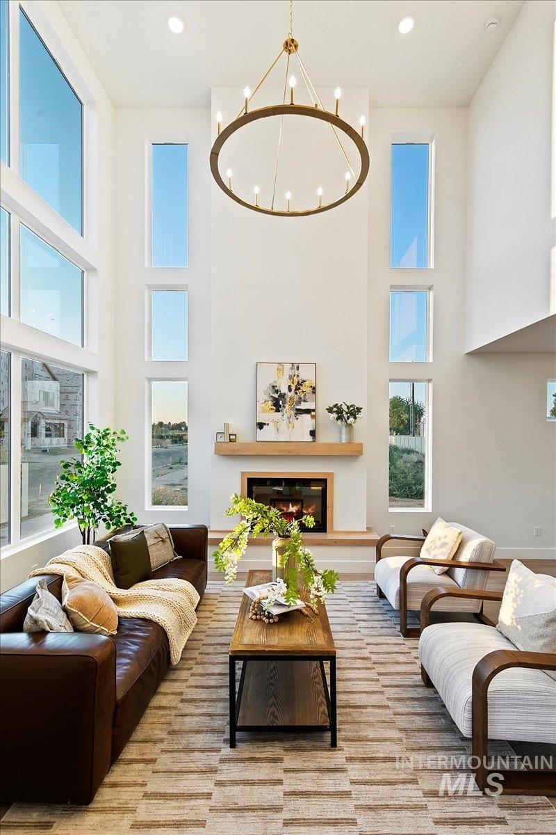 92 N Feather Reed Ave. — photo