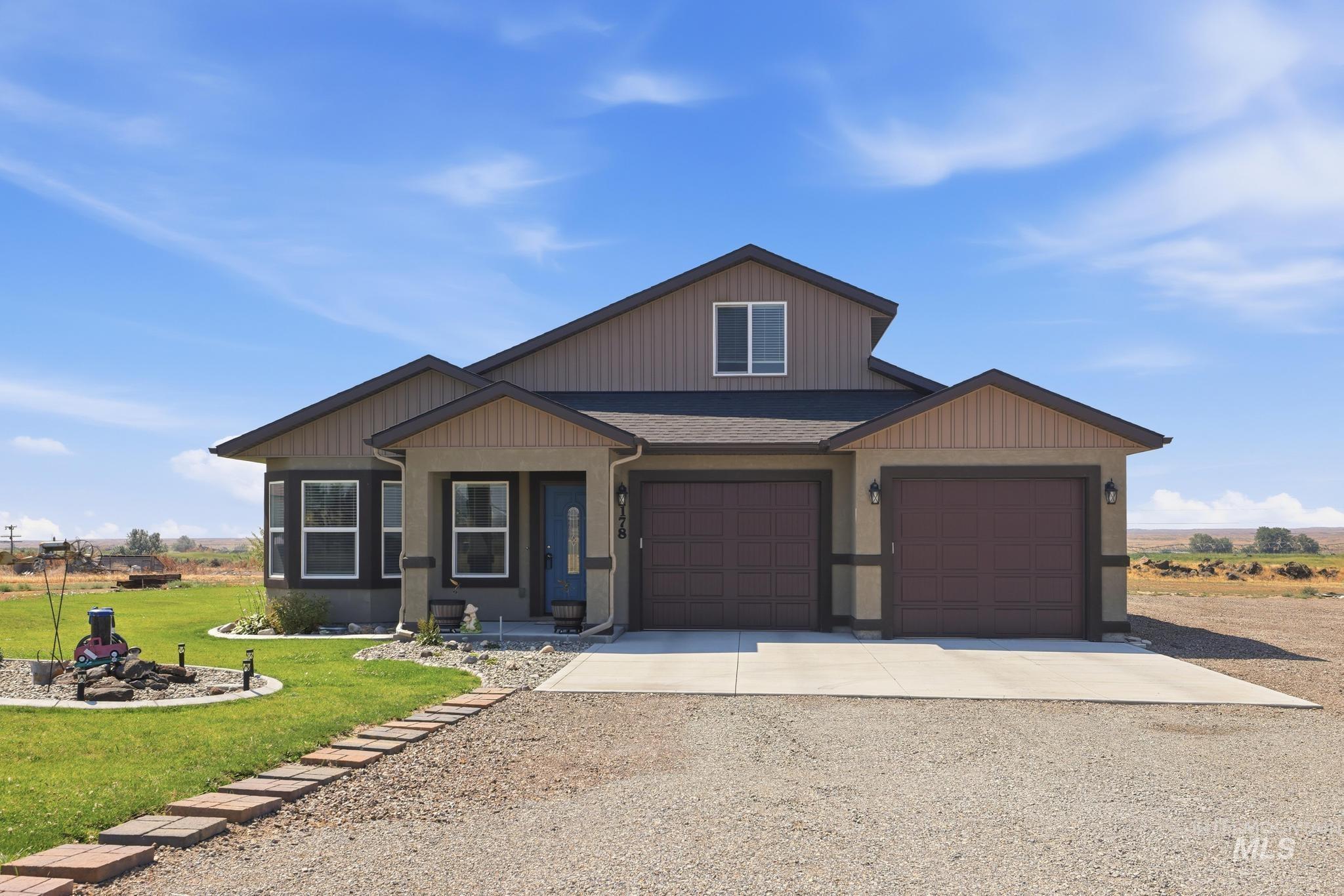 178 E Syringa Loop — photo