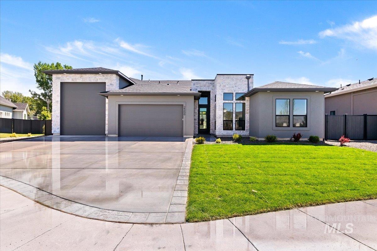 2368 N Annadale Pl — photo