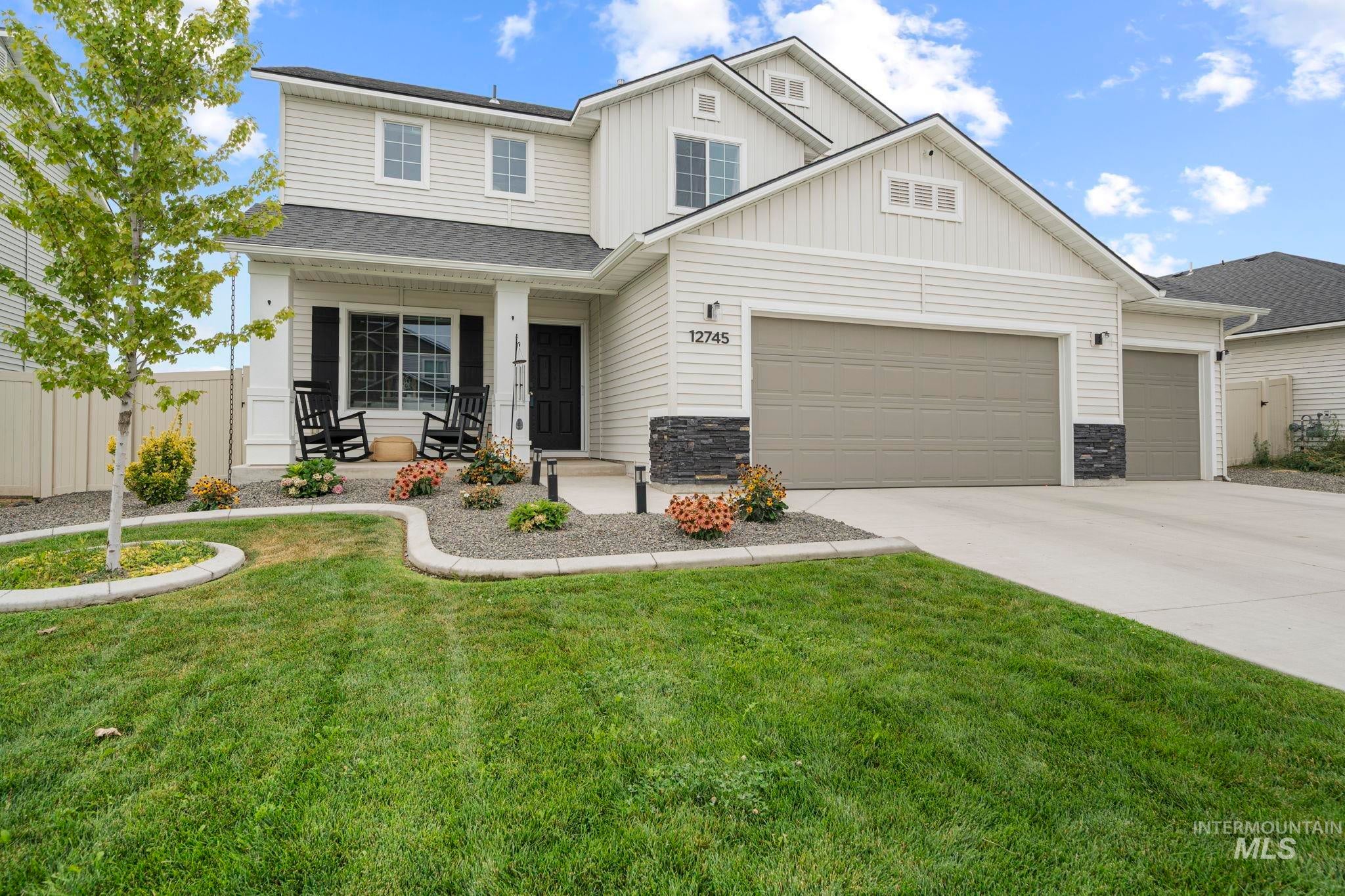 12745 Ashfield — photo