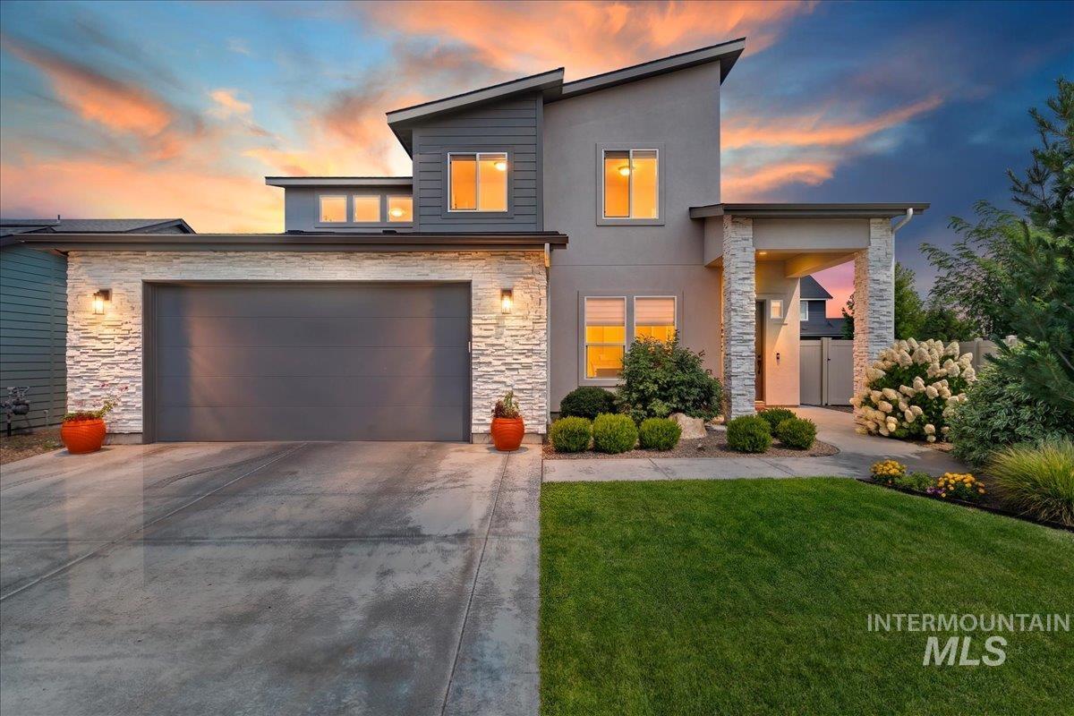 1378 W Fluorite St — photo