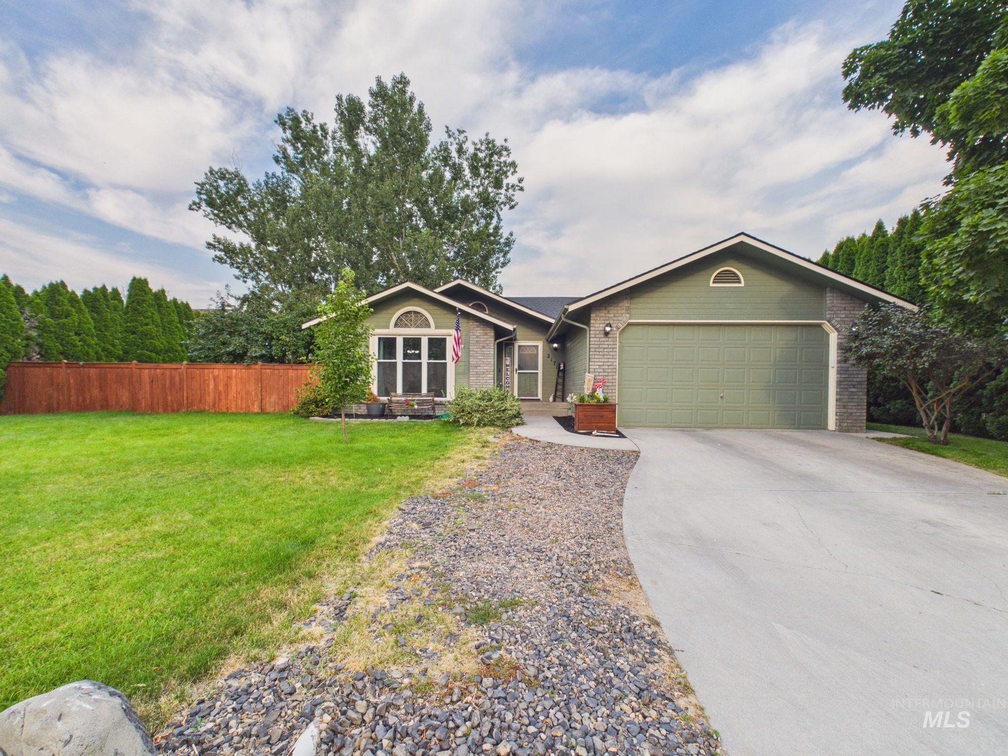 2171 Bonnie Dr — photo