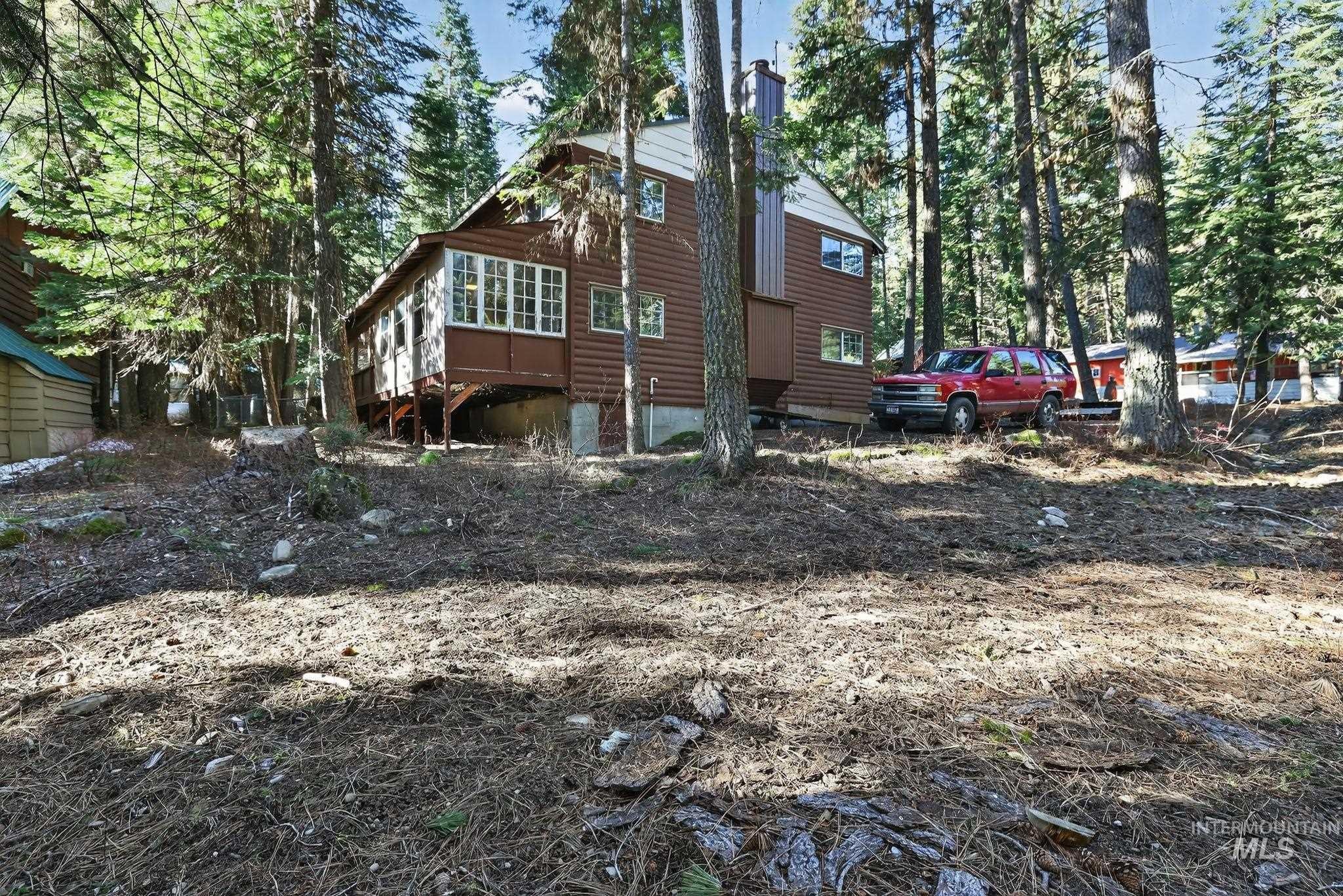 654 Bings Rd — photo