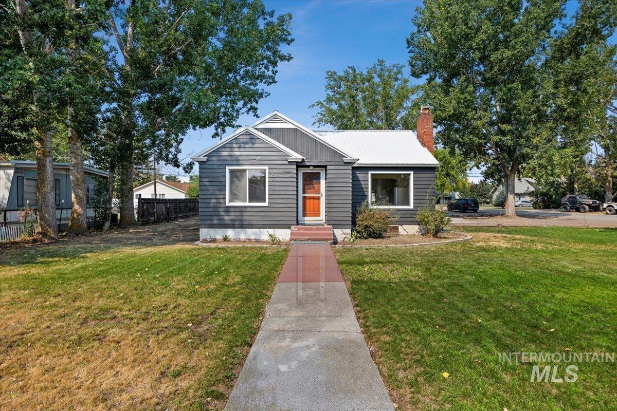 1105 Idaho St — photo