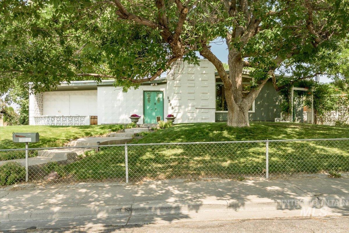 1398 Santa Anita Ave — photo