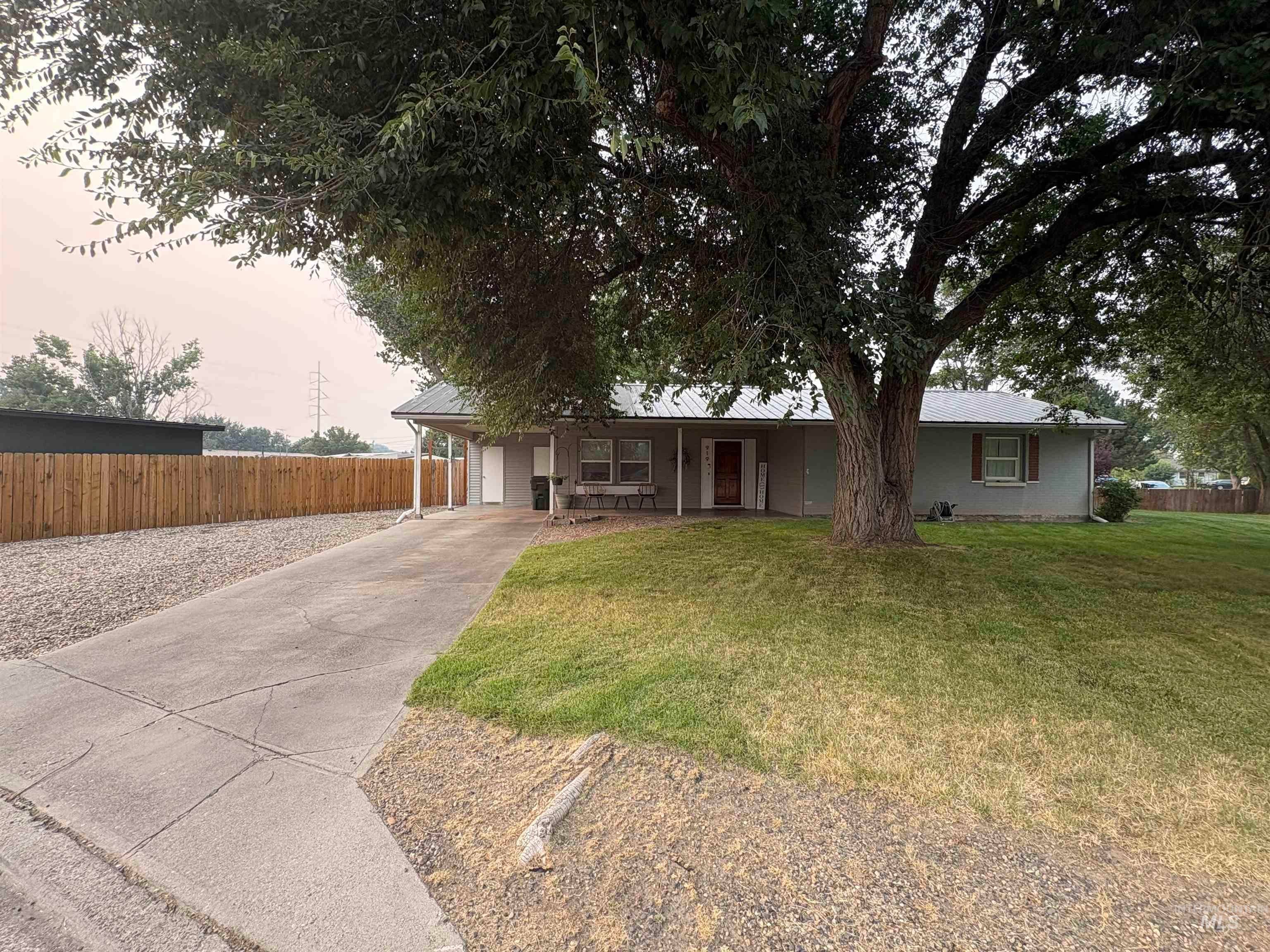 919 NW 2nd Ave — photo