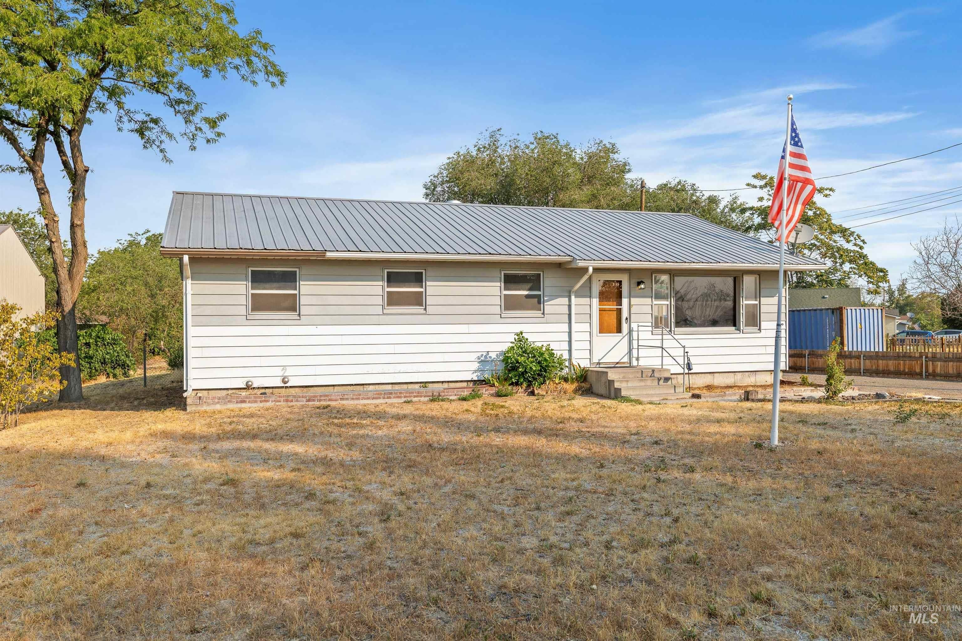 321 Clear Lakes Rd — photo