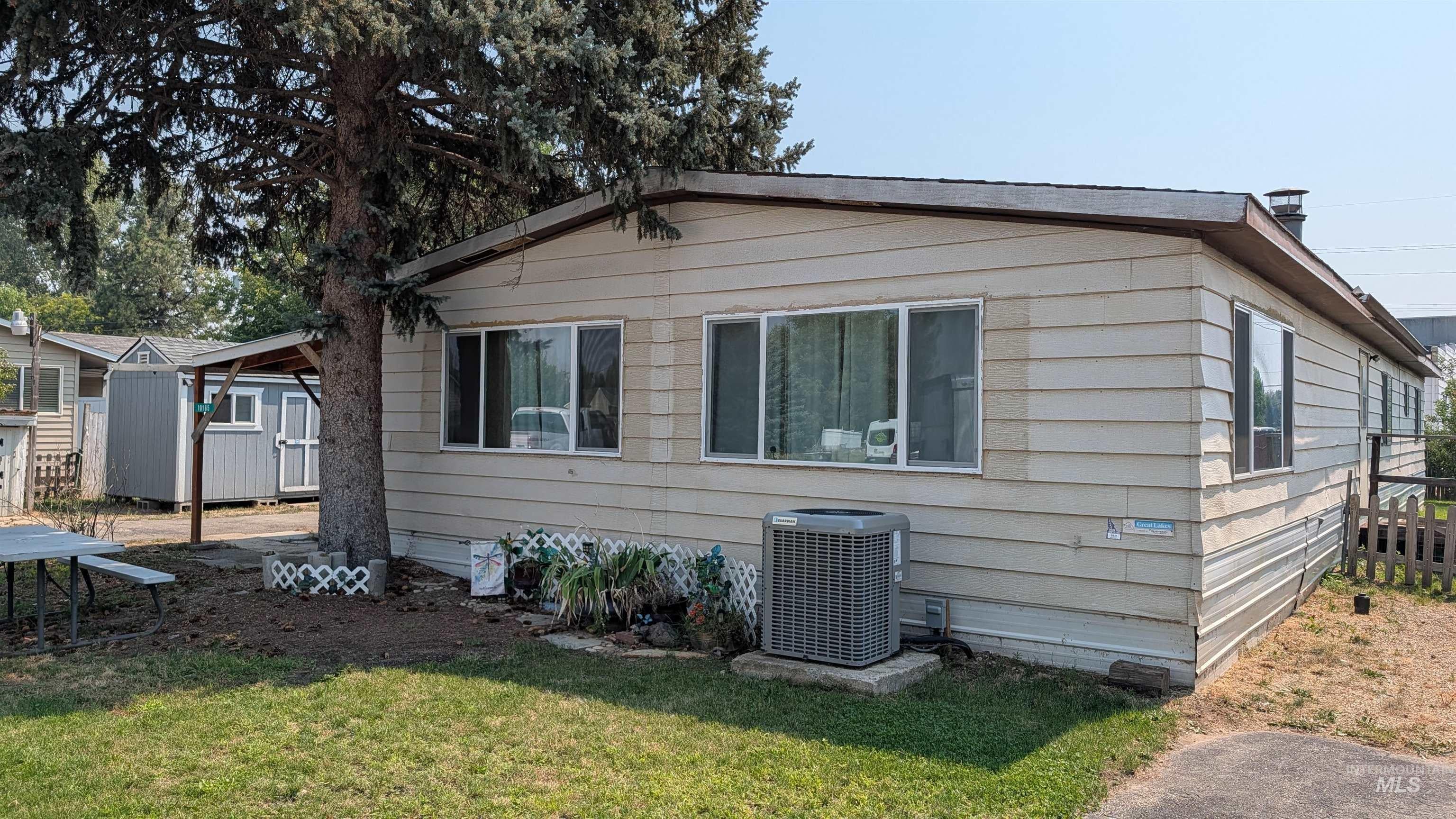 10165 W Claudia Rd — photo