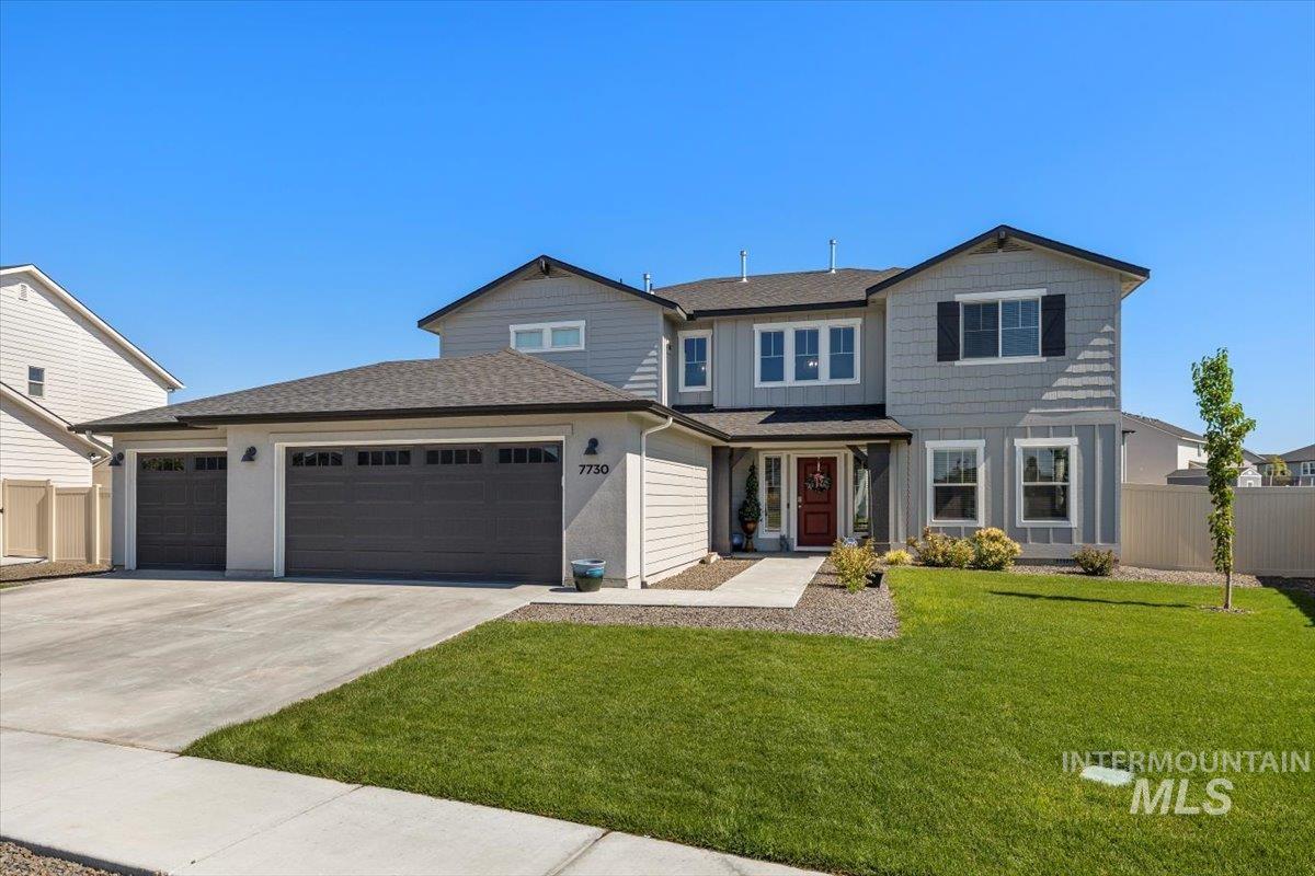 7730 E Rogue Dr — photo