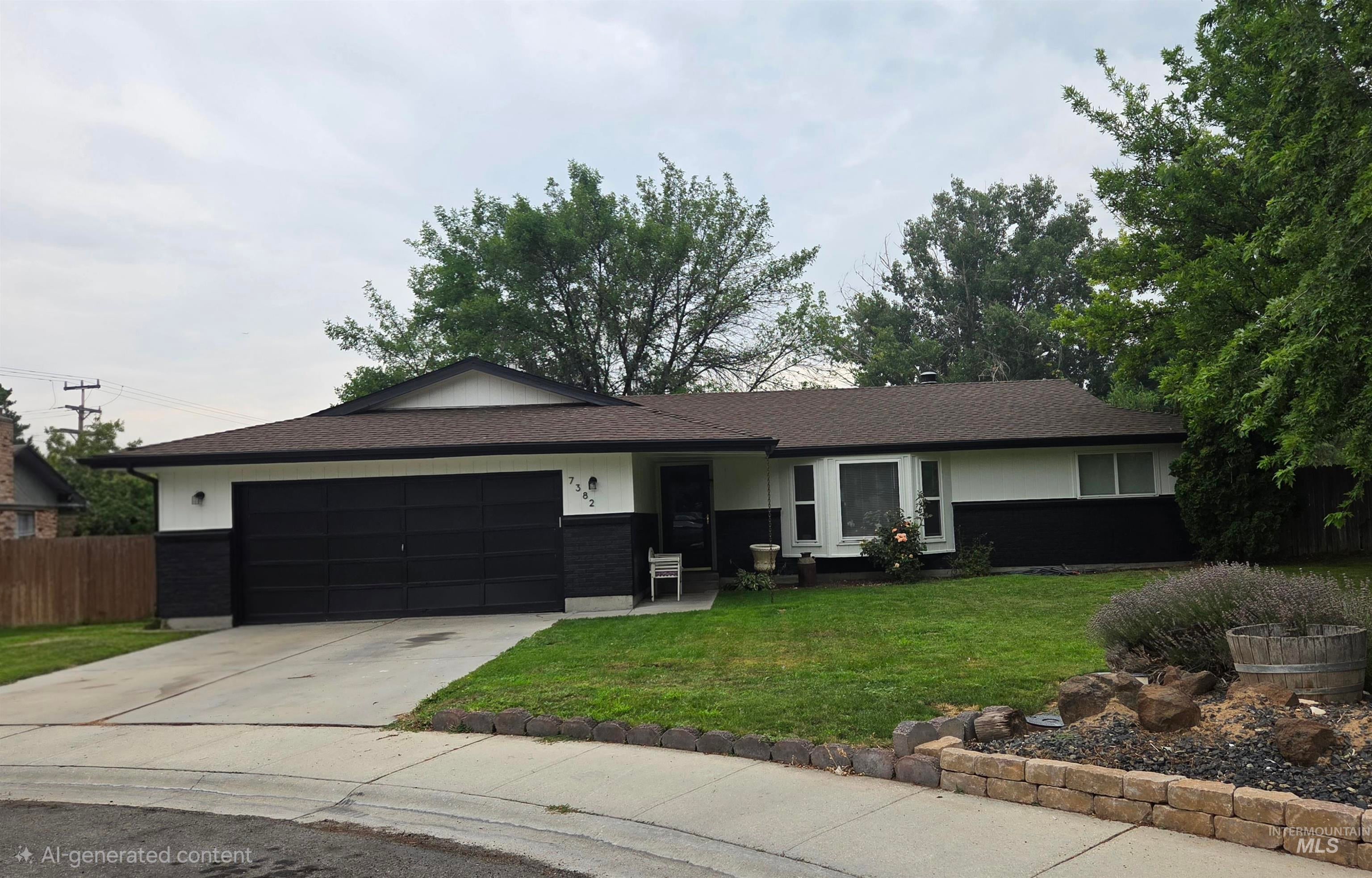 7382 W Danbury Ct — photo