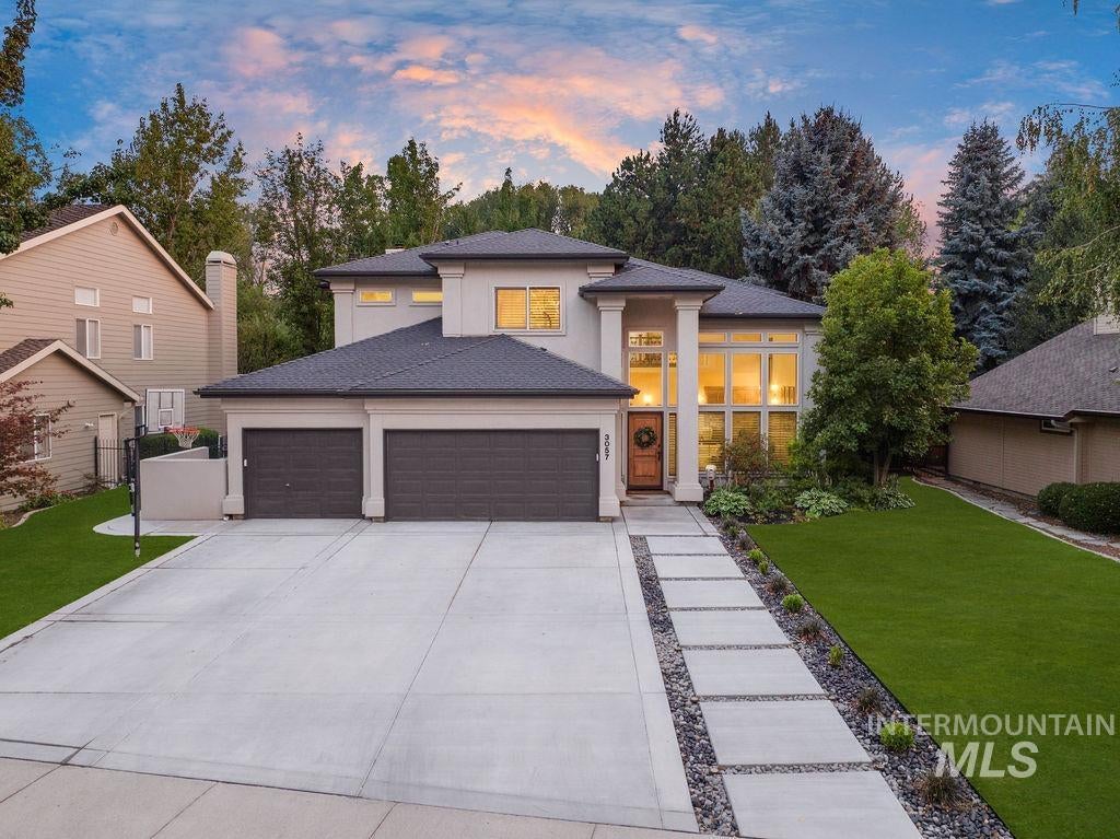 3057 E Nature Dr — photo