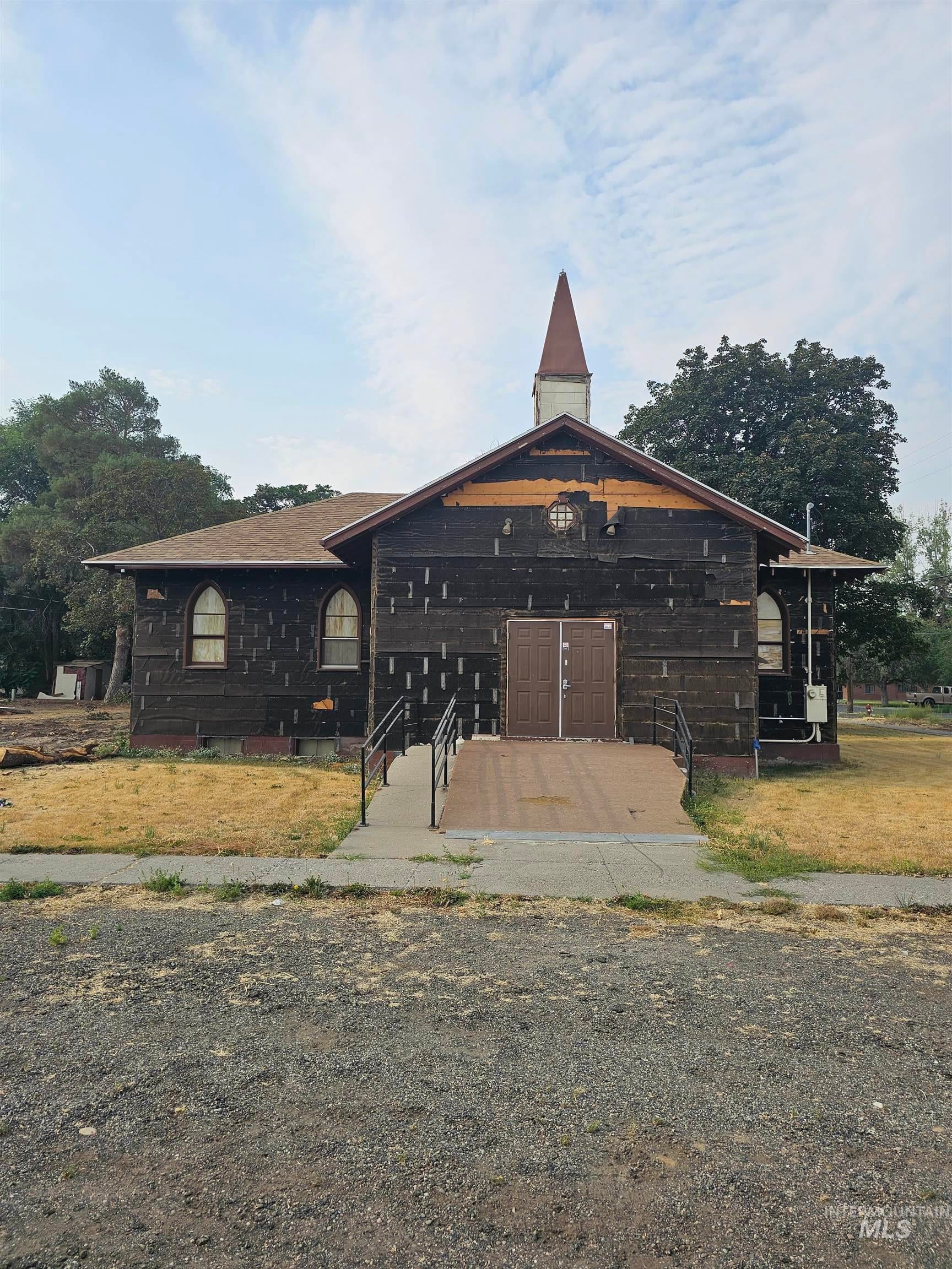 197 W 2nd Avenue — photo