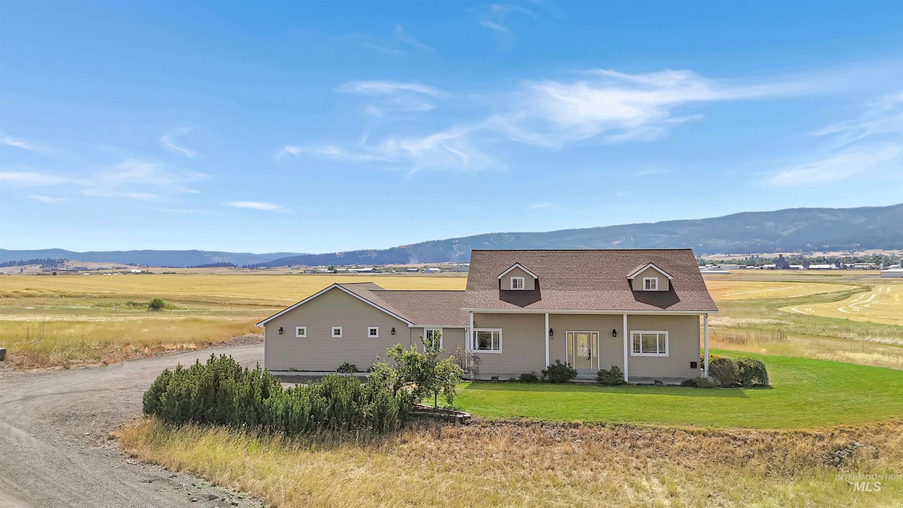 148 Meadow Grass Loop — photo