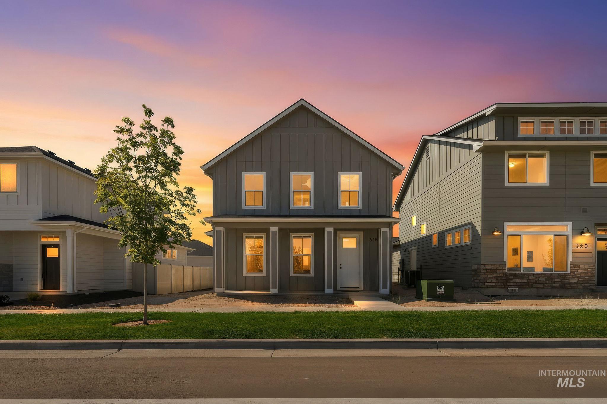 330 E Mayfield Springs Blvd — photo