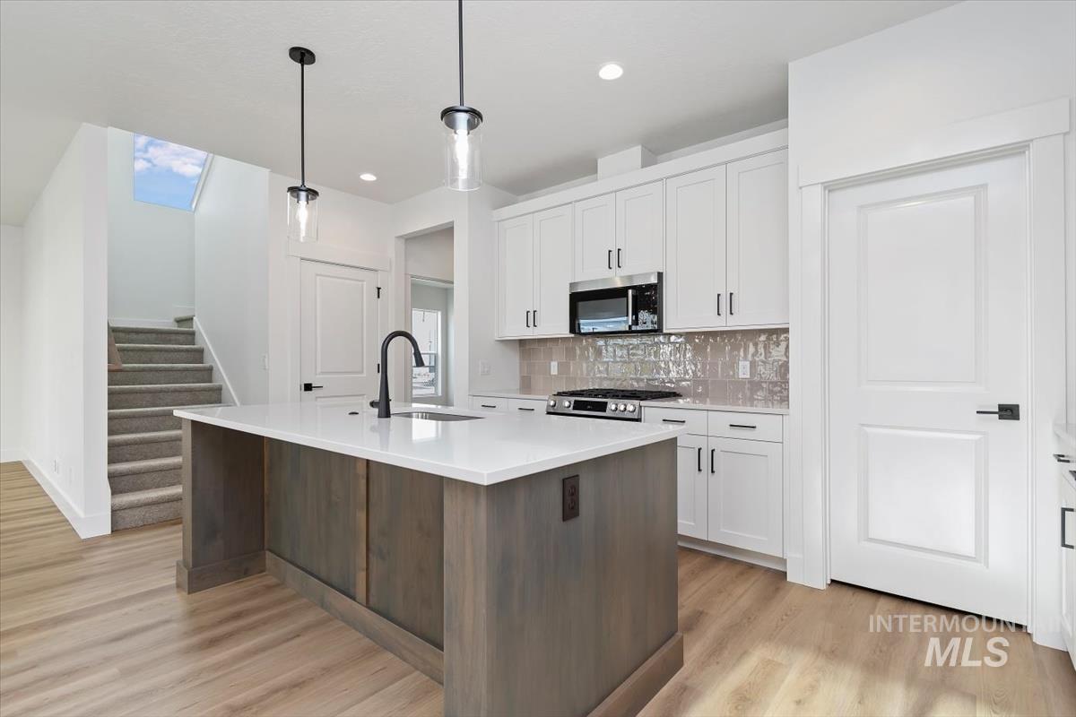 732 S Calhoun Ln. — photo