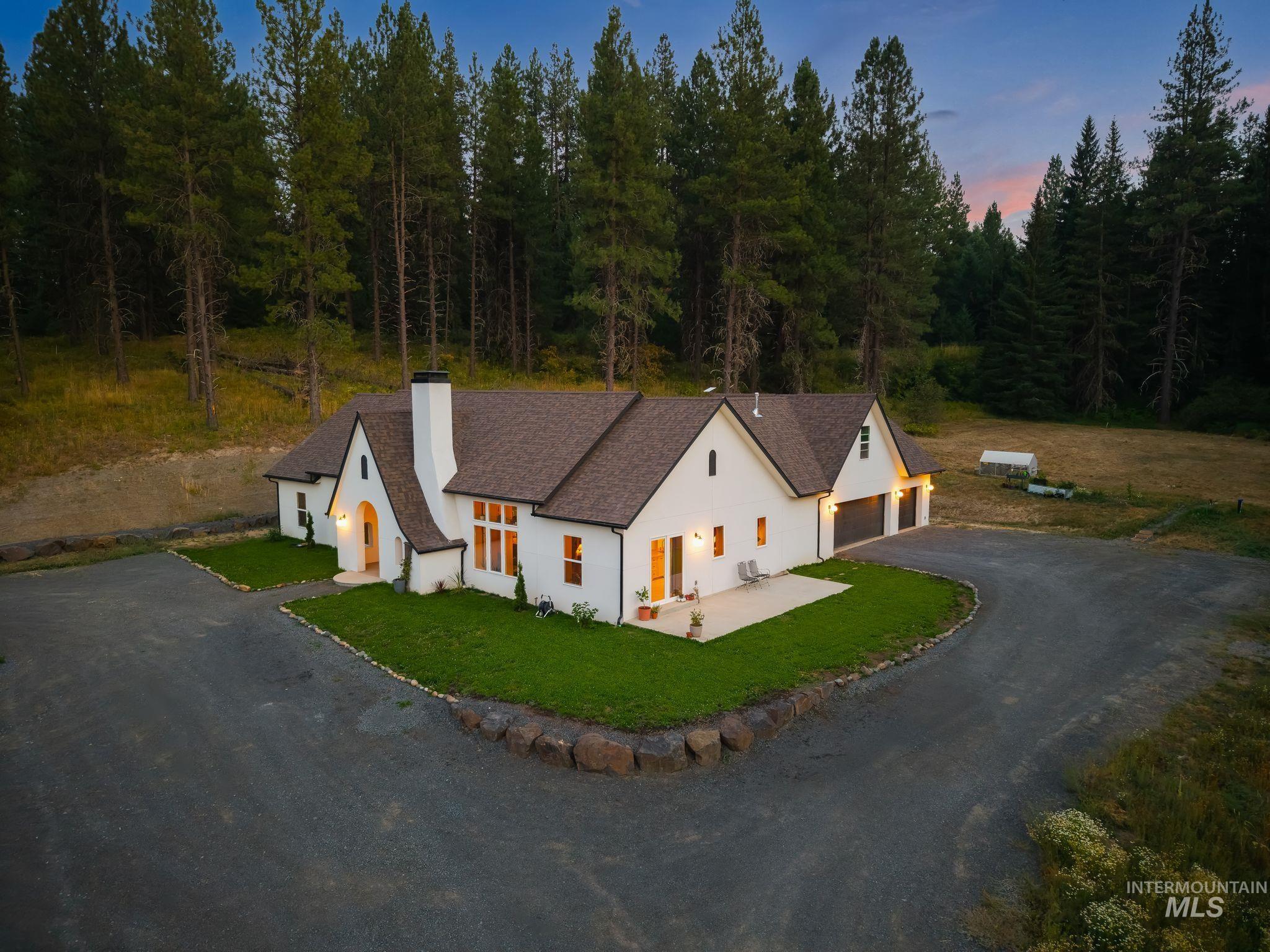 1009 Promise Road — photo