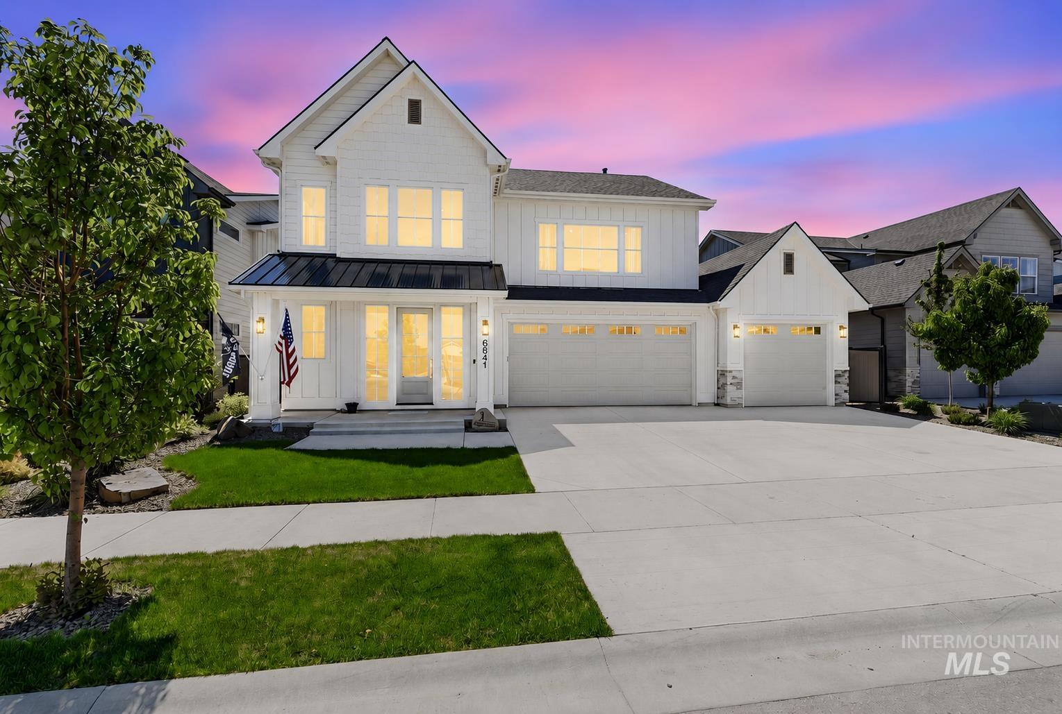 6841 W Mattawa Dr. — photo