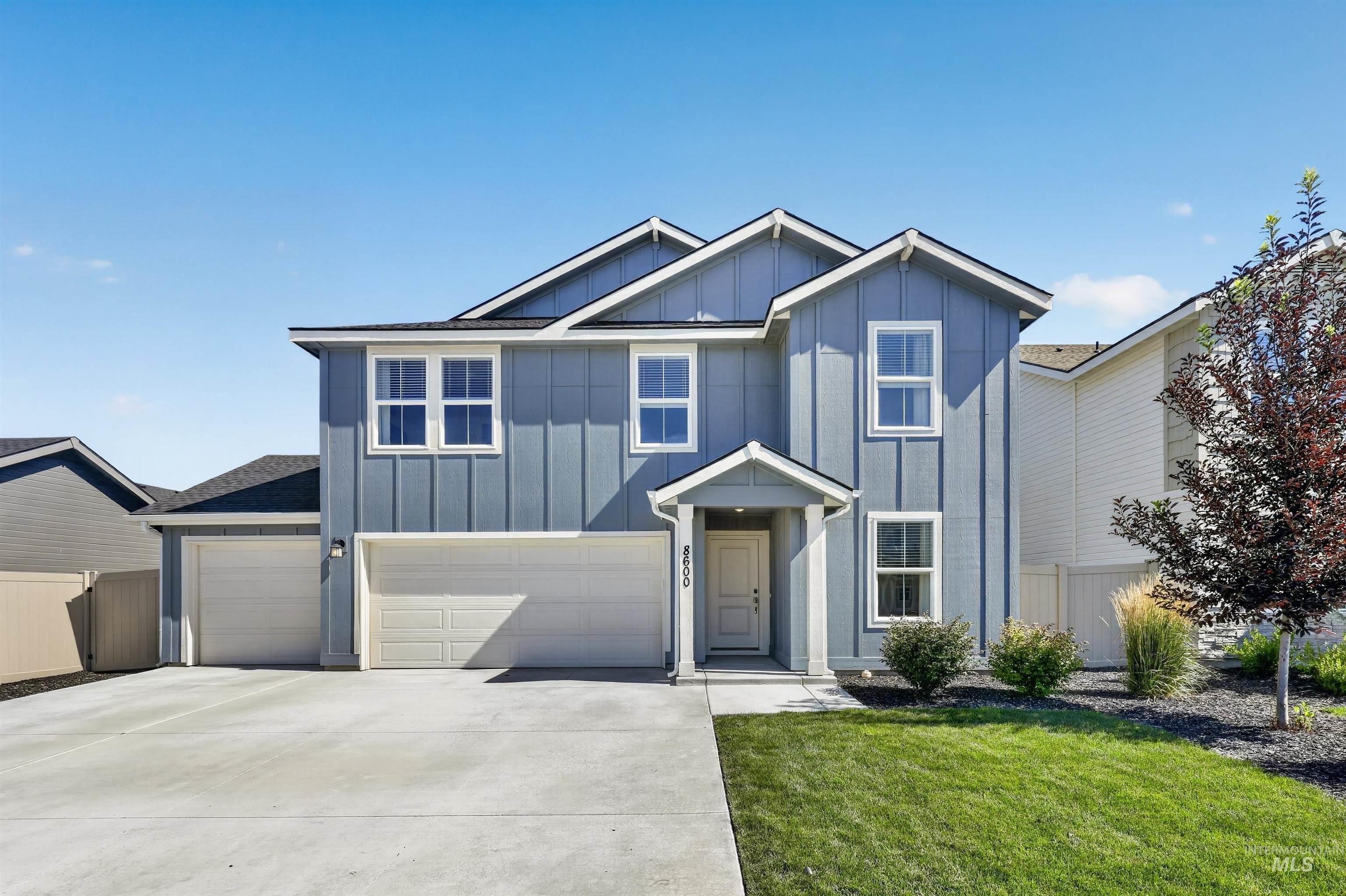8600 E Love Ct — photo